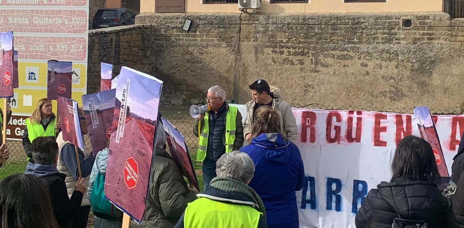 Movilización por la reforma urgente la A-125 que conecta Ayerbe, Biscarrués y Ardisa