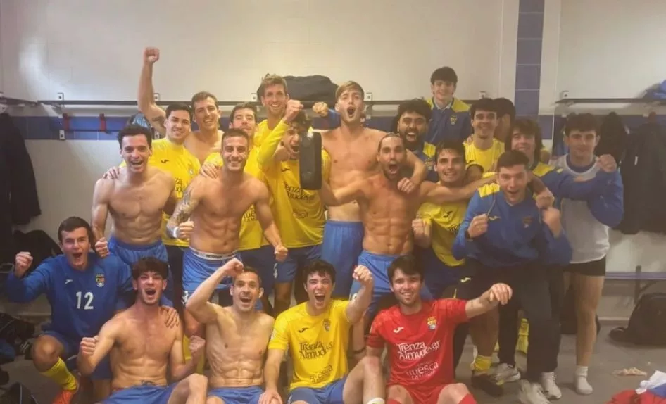 El Almudévar remonta y asalta Los Olmos (2-3) El Almudévar remonta y asalta Los Olmos (2-3)