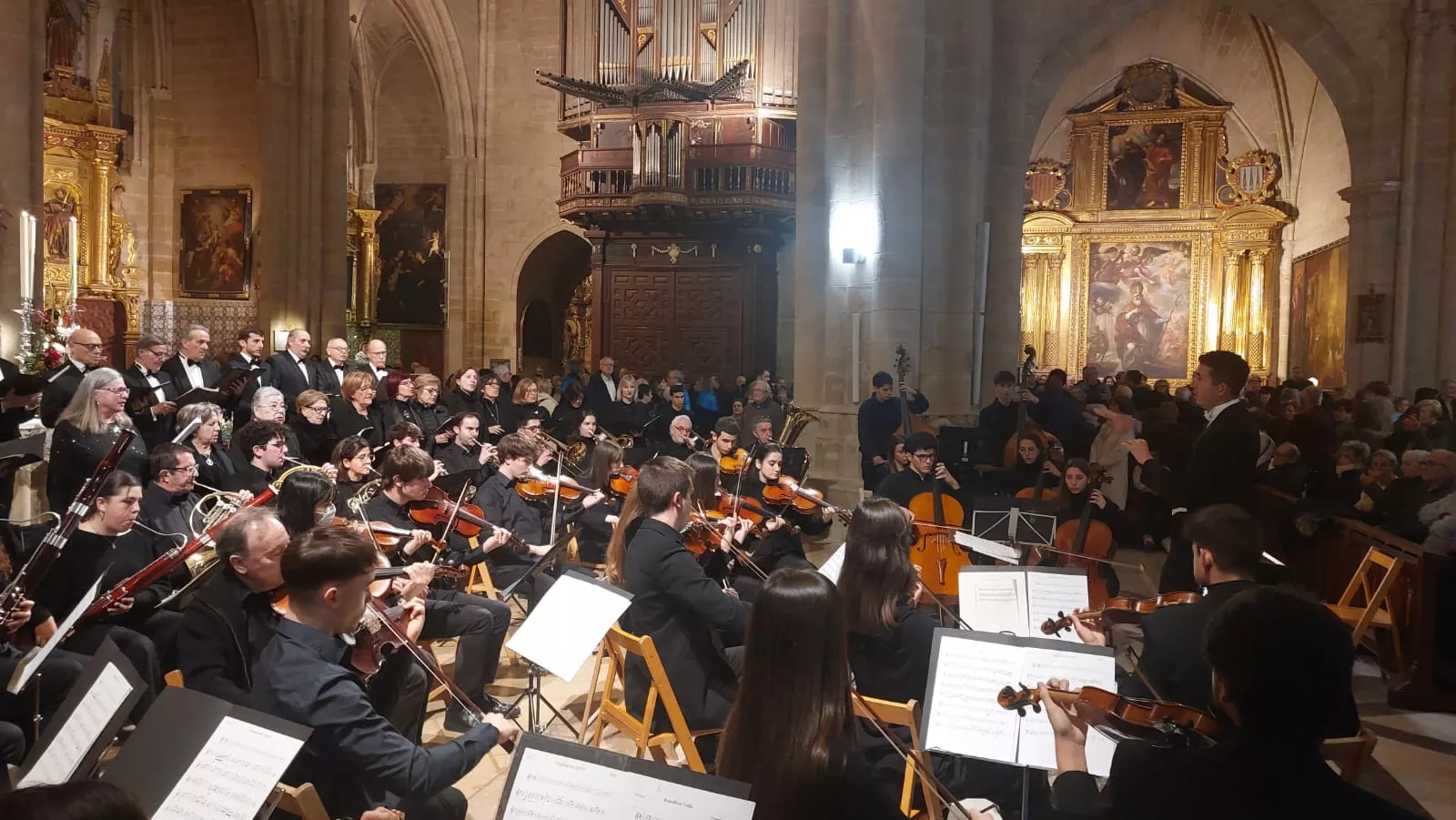 Tota Pulchra en la Catedral de Huesca