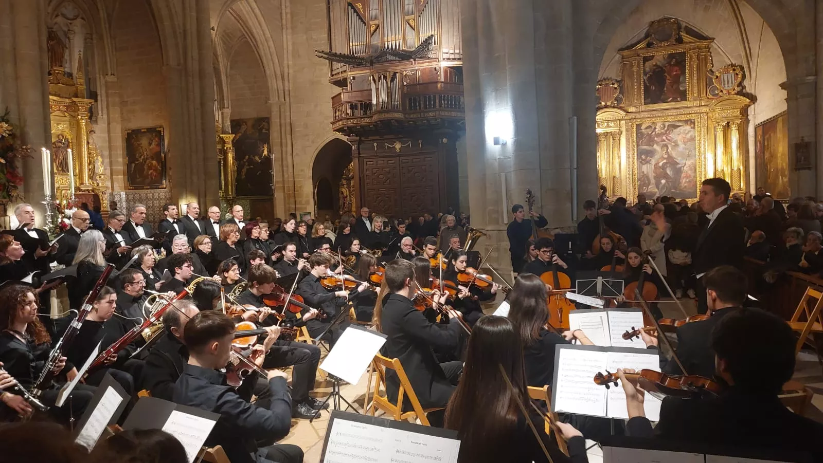 Tota Pulchra en la Catedral de Huesca