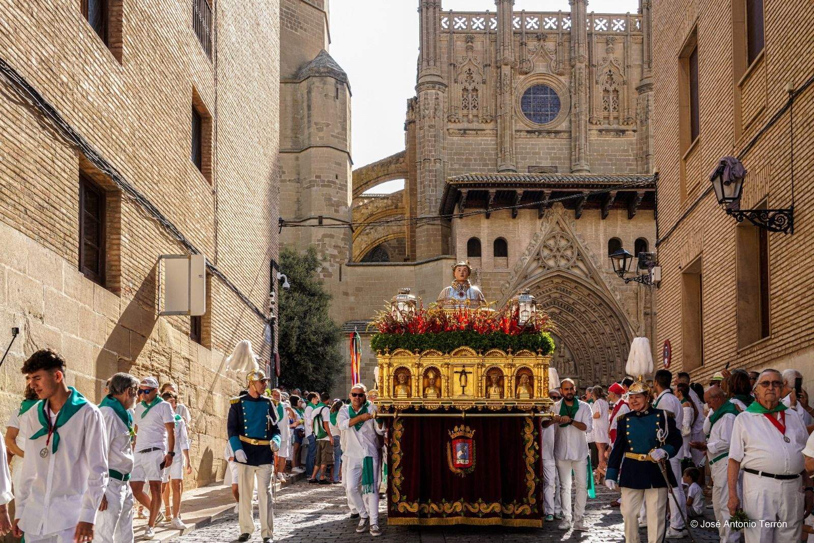 Procesión del 10 de agosto. Foto José Antonio Terrón