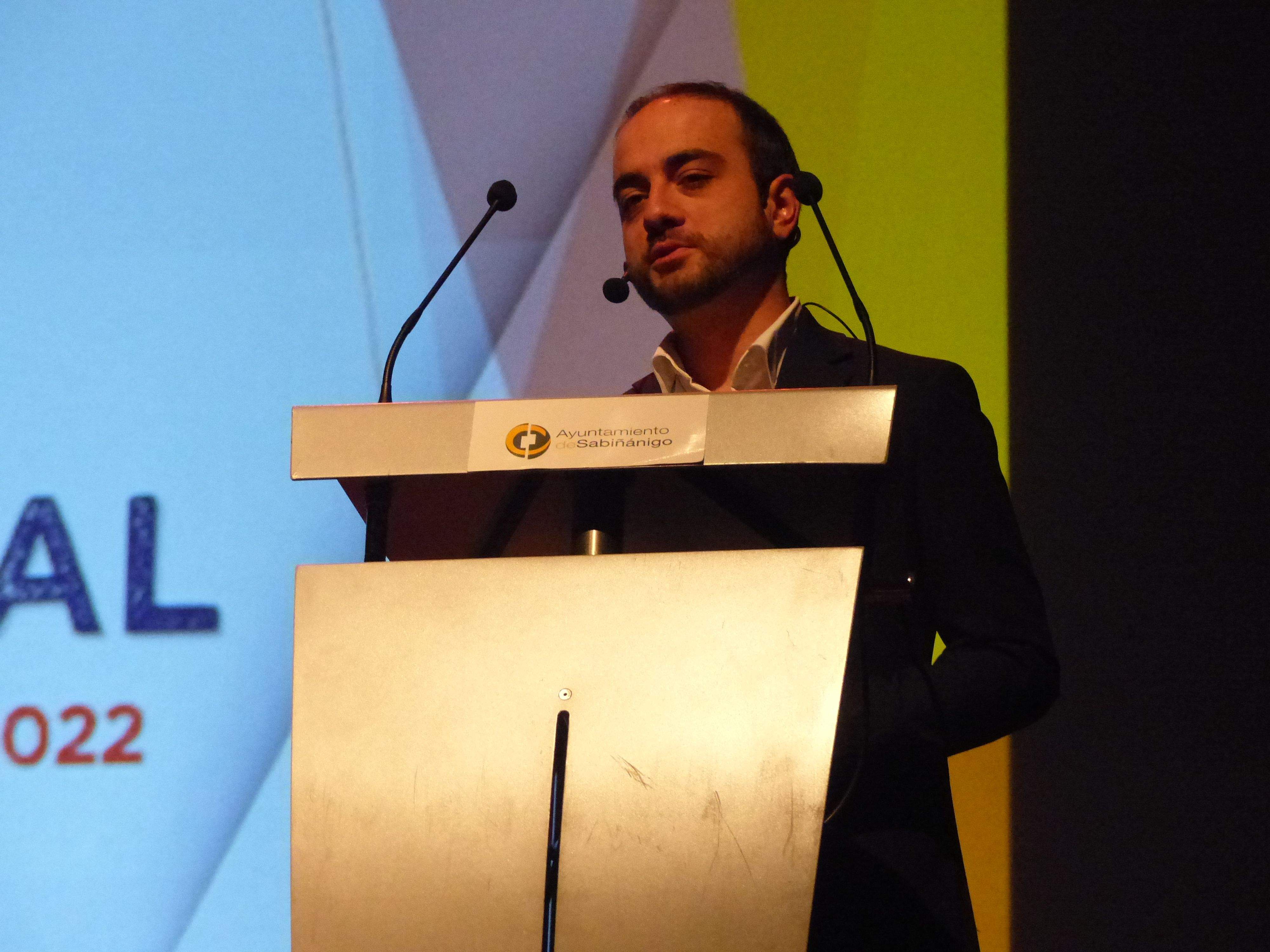 Sergio Rodríguez, presentador de la Gala. Foto Deporte Cantera Sabiñánigo