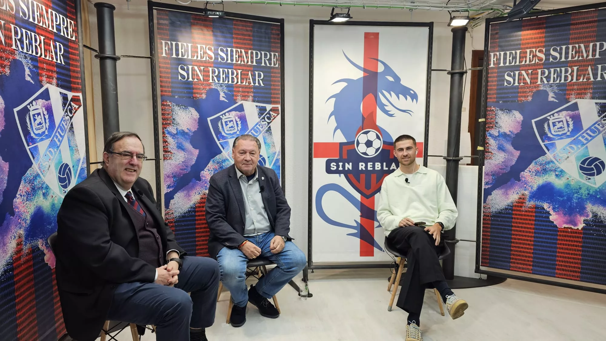 Javier García Antón, Agustín Lasaosa y Adrián Mora en el estreno de la nueva etapa de Sin Reblar en Antena Aragón
