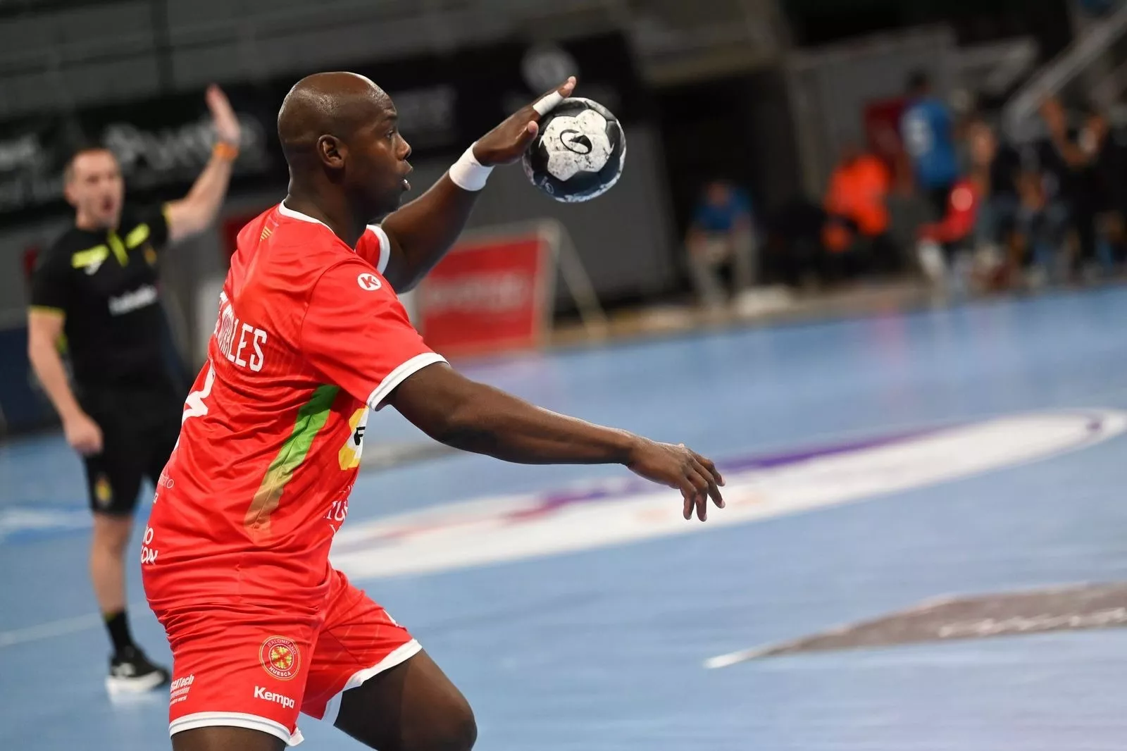 Grave lesión de Yoel Cuni en el Bada Huesca. Foto: Bada Huesca