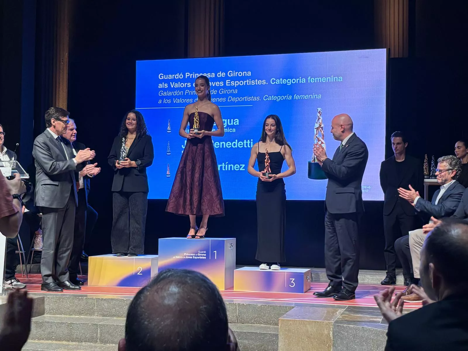 Inés Bergua, en lo más alto del podio de los premios Princesa de Girona. Inés Bergua, en lo más alto del podio de los premios Princesa de Girona.