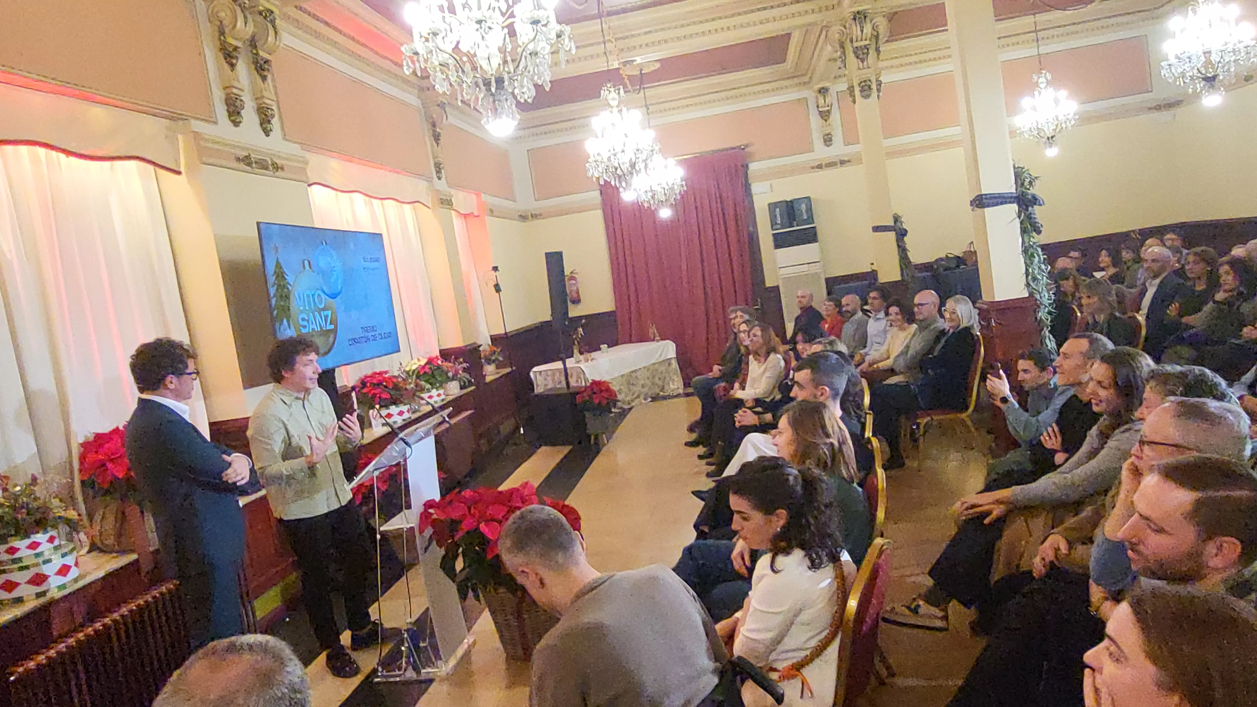  Brindis Solidario de la Asociación de Comerciantes de Huesca. Foto Mercedes Manterola