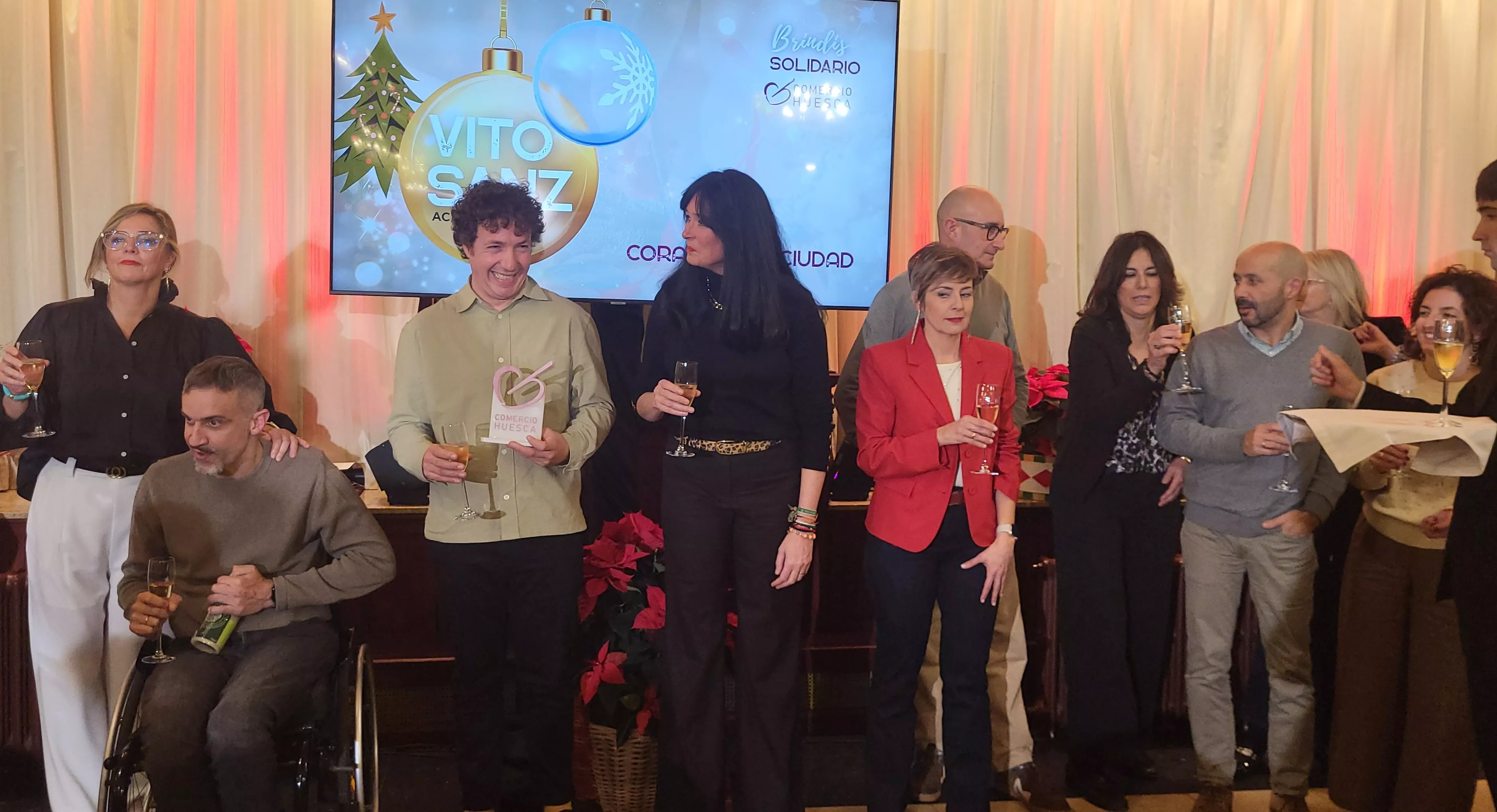  Brindis Solidario de la Asociación de Comerciantes de Huesca. Foto Mercedes Manterola