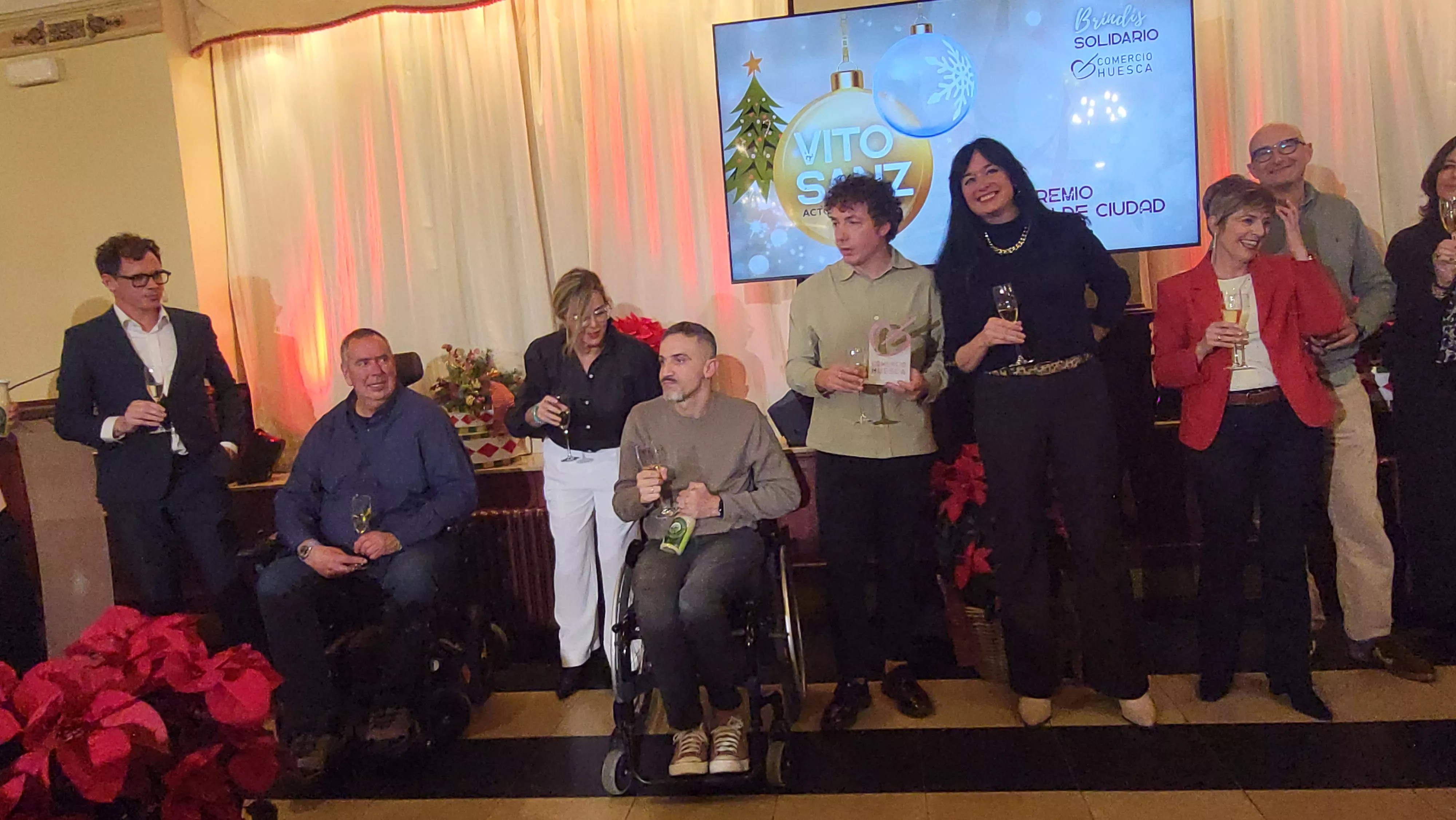  Brindis Solidario de la Asociación de Comerciantes de Huesca. Foto Mercedes Manterola