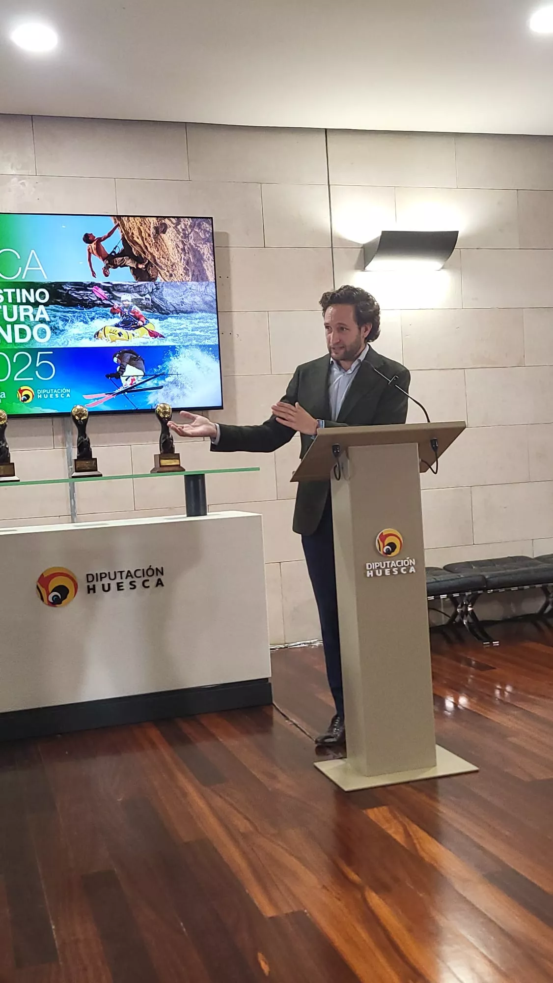 Premio a Mejor Destino de Turismo de Aventura del Mundo para Huesca