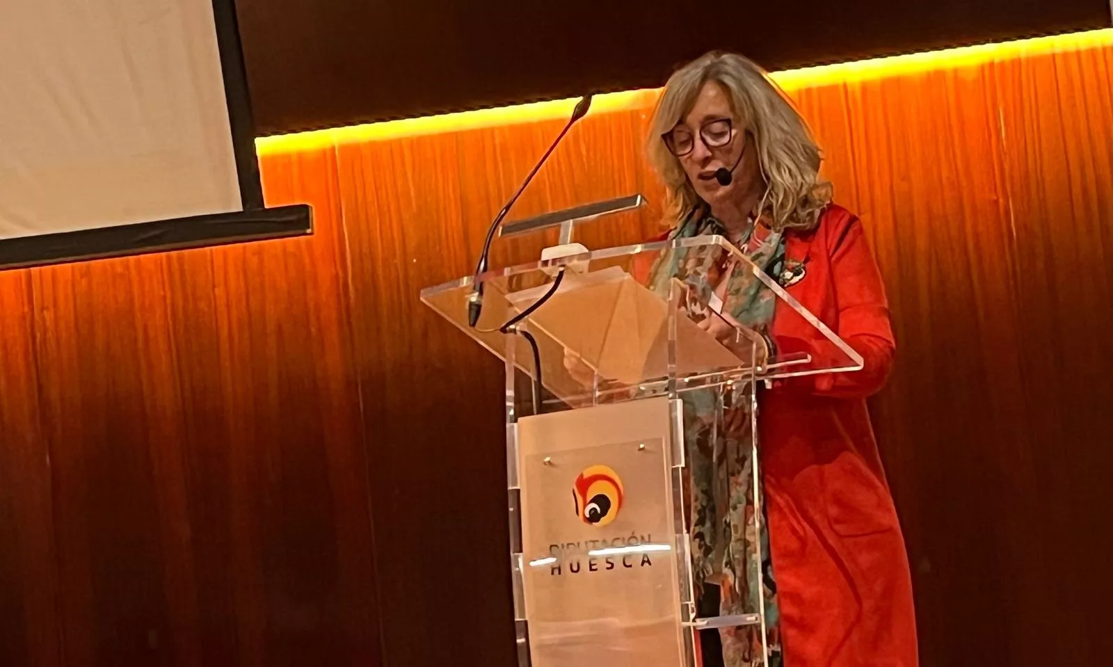 Presentación del libro de memorias de Luis Acín en Huesca. Foto Mercedes Manterola