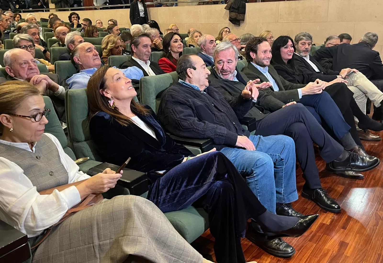 Presentación del libro de memorias de Luis Acín en Huesca. Foto Mercedes Manterola
