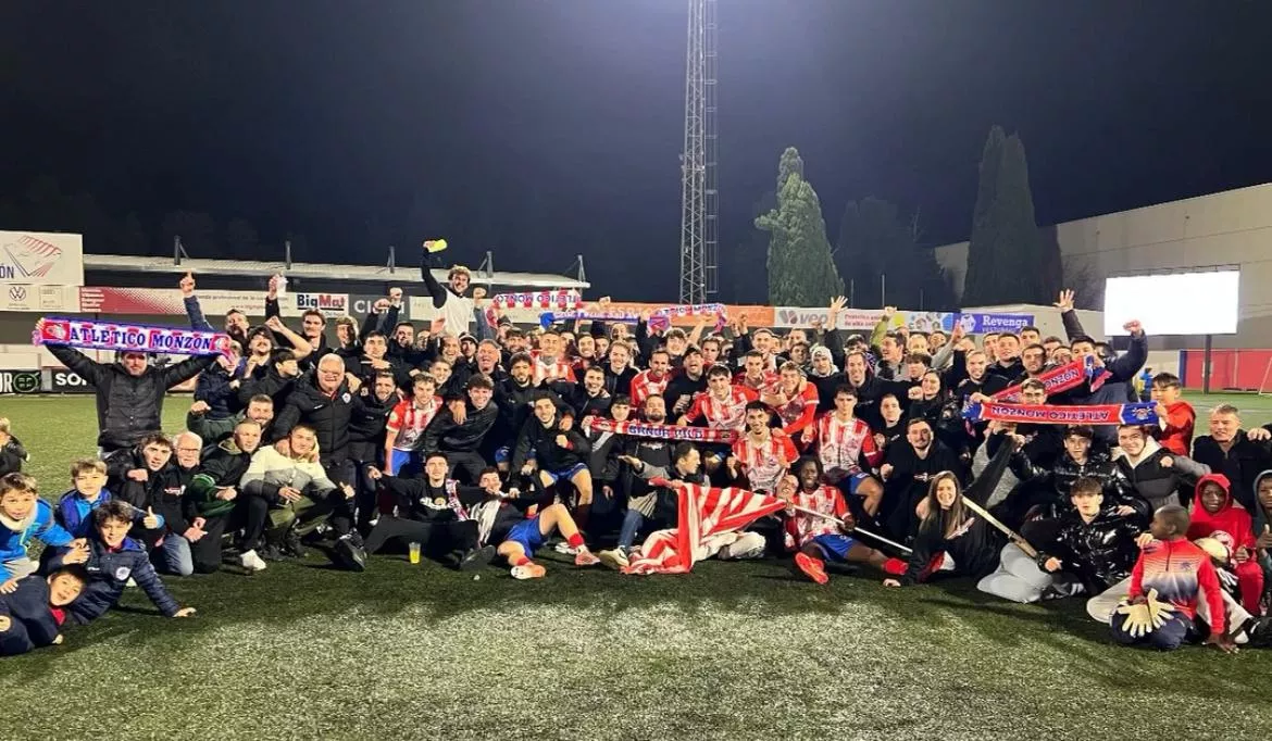 Fiesta en Monzón que se lleva el derbi ante el Binéfar (4-0) Fiesta en Monzón que se lleva el derbi ante el Binéfar (4-0)