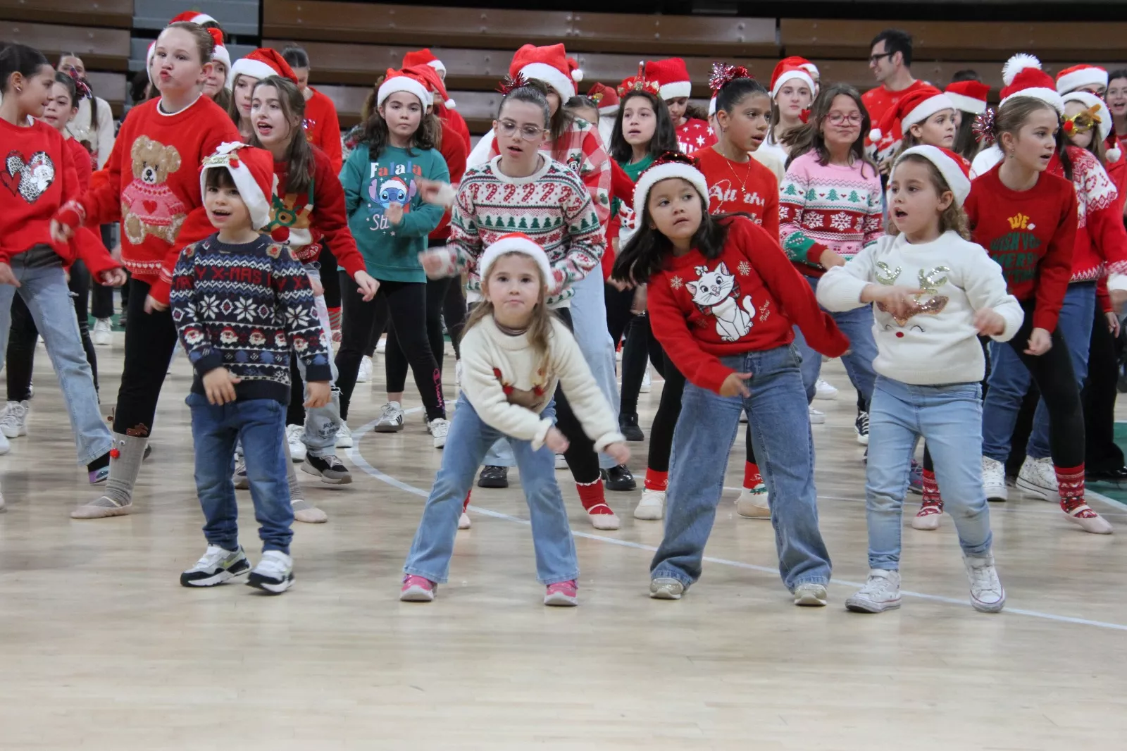 Gala navideña de Elenco. Foto Carlos Neofato