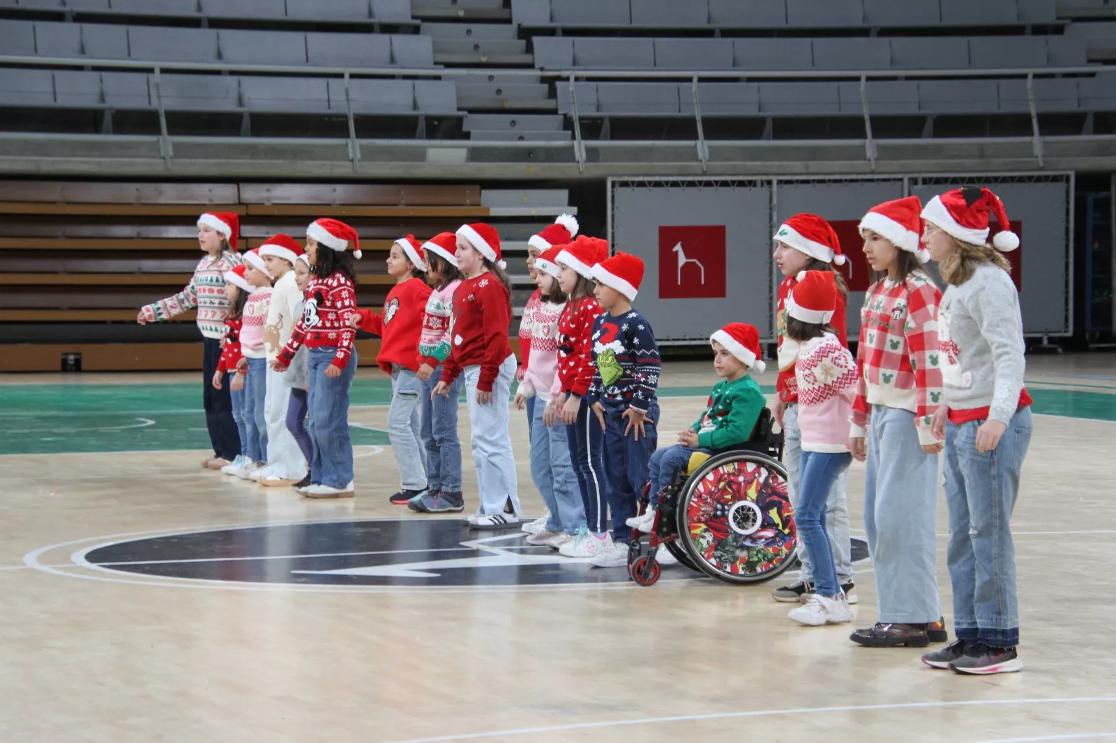 Gala navideña de Elenco. Foto Carlos Neofato