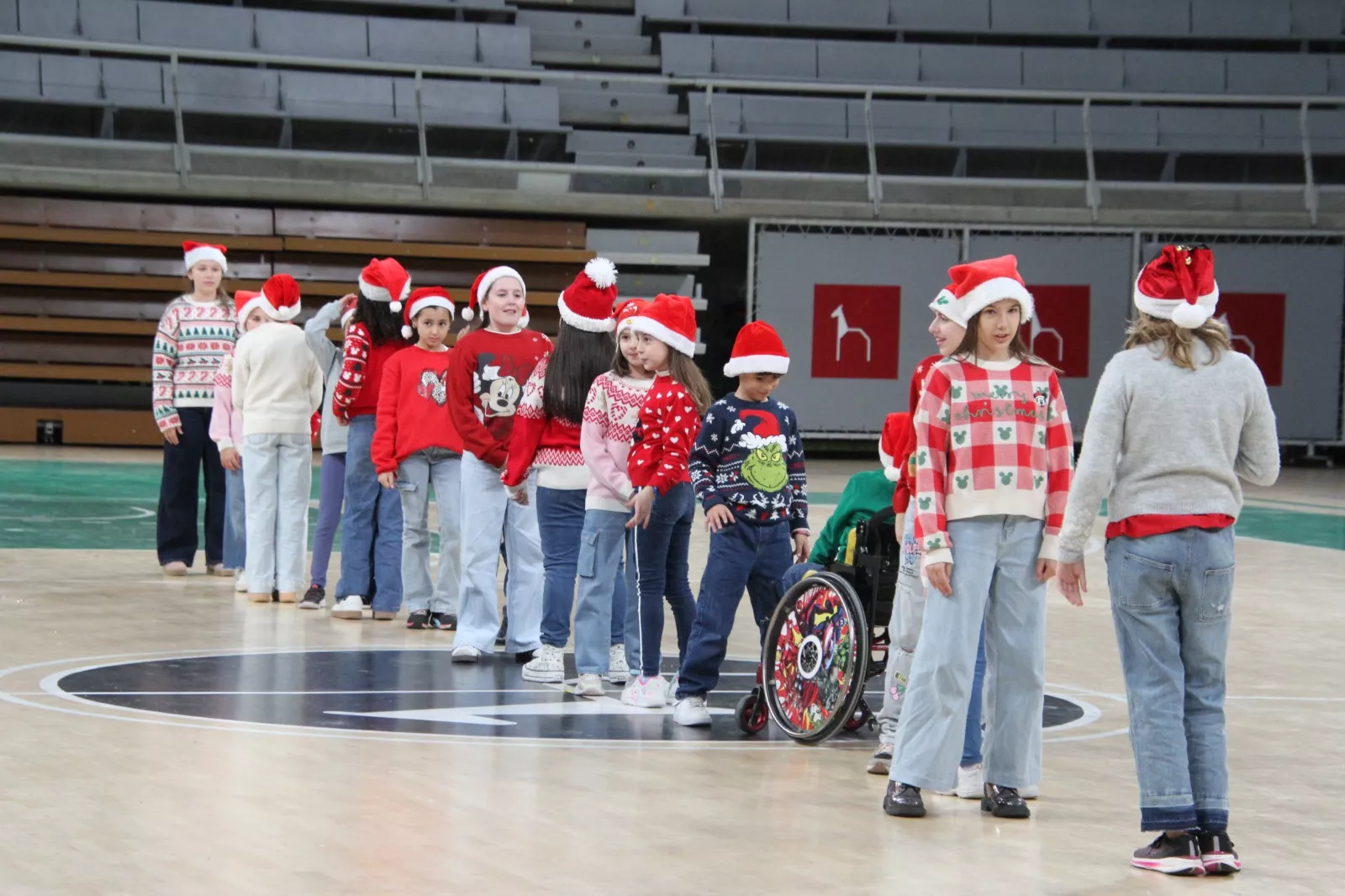 Gala navideña de Elenco. Foto Carlos Neofato