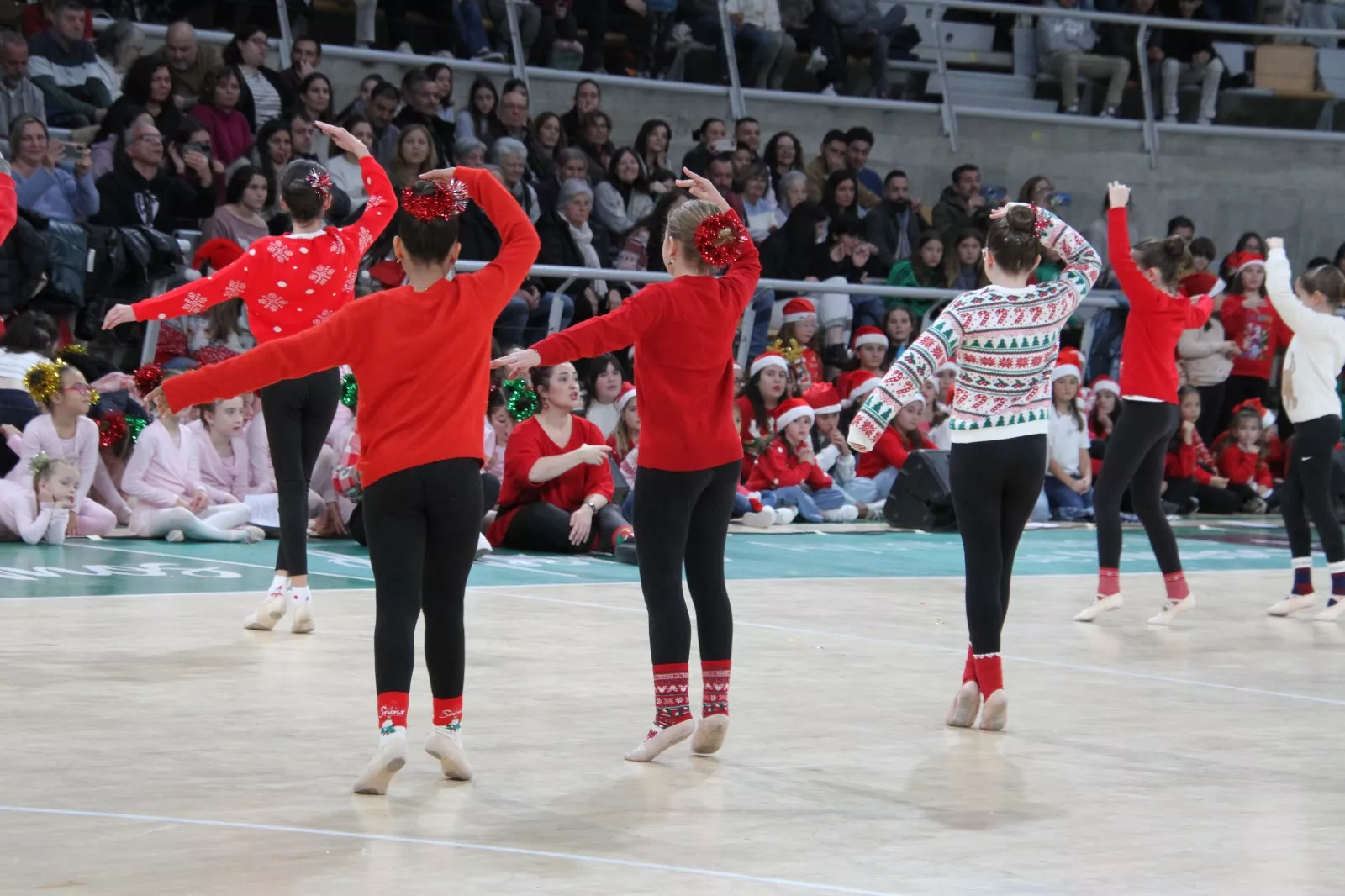 Gala navideña de Elenco. Foto Carlos Neofato