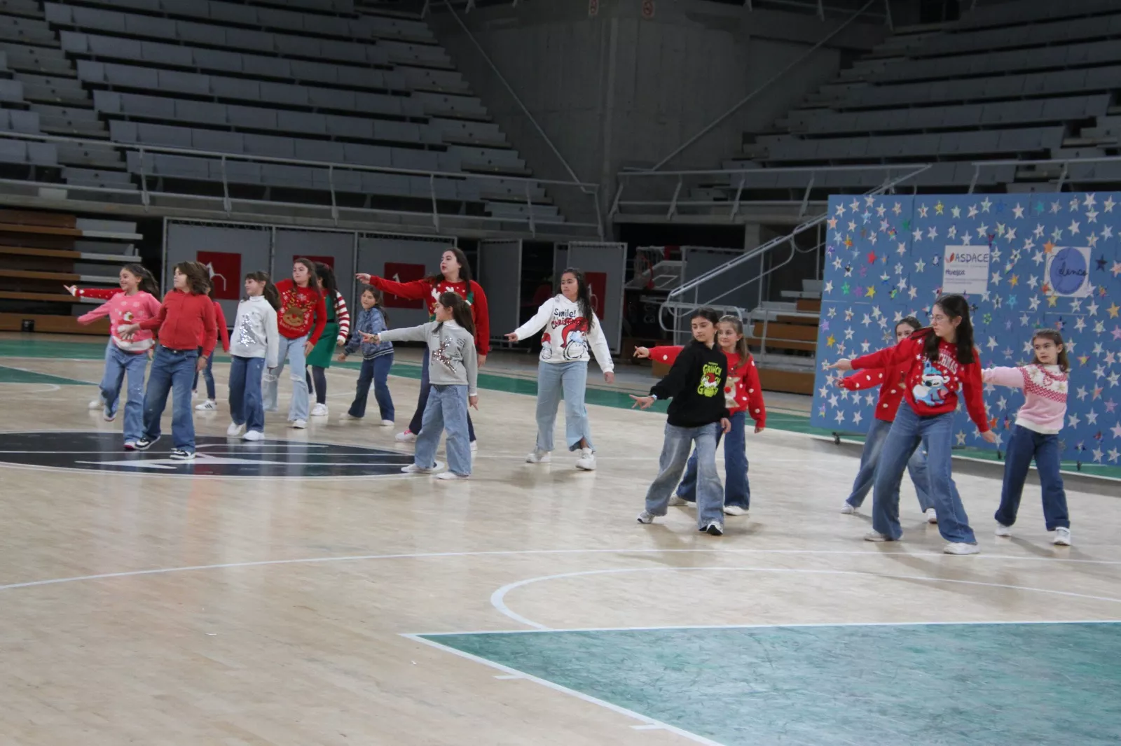 Gala navideña de Elenco. Foto Carlos Neofato