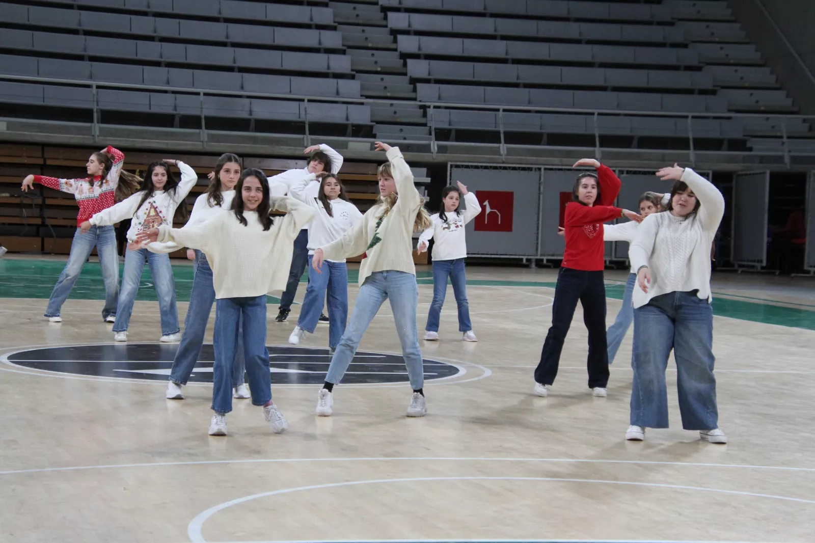 Gala navideña de Elenco. Foto Carlos Neofato