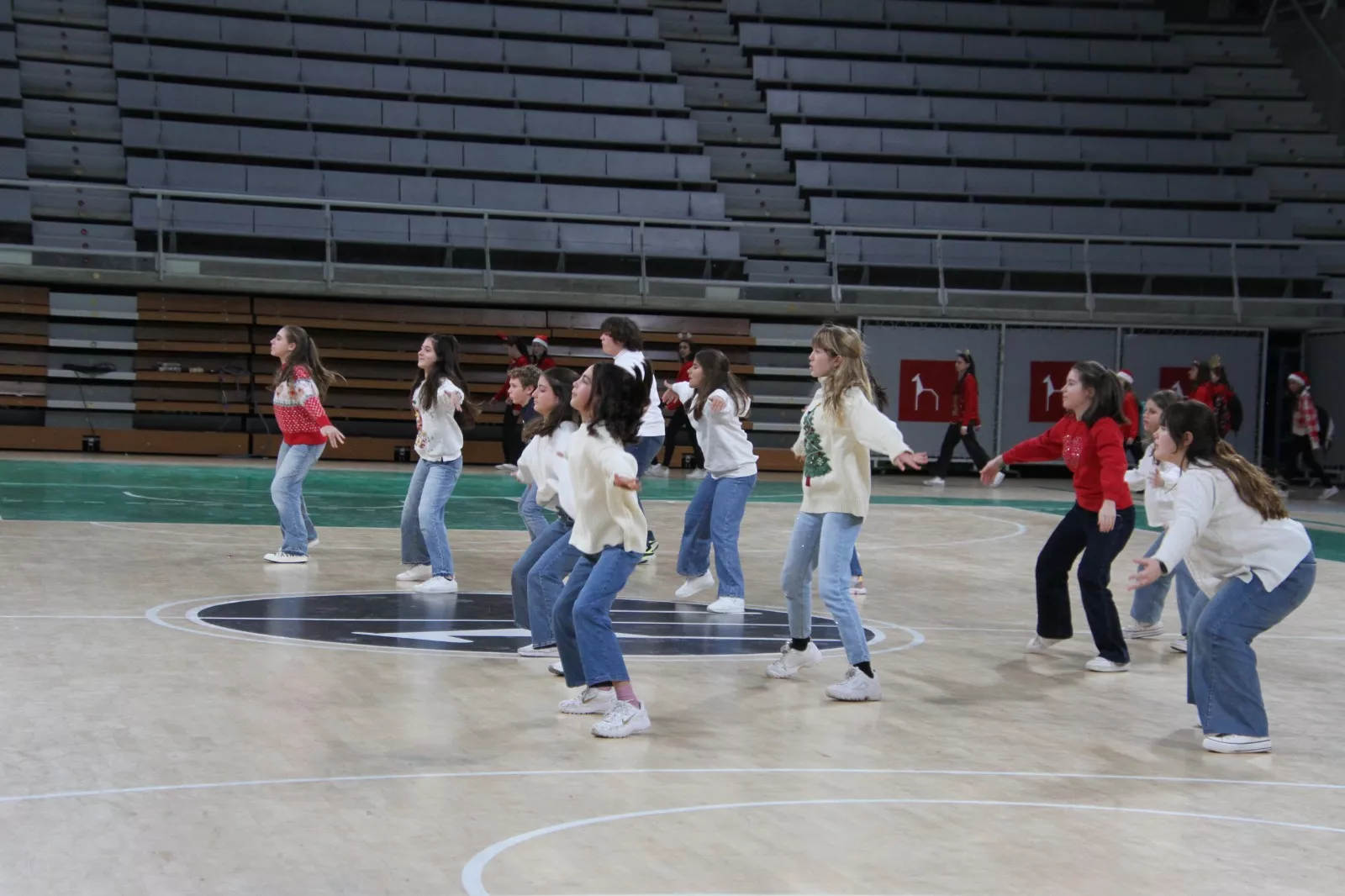 Gala navideña de Elenco. Foto Carlos Neofato