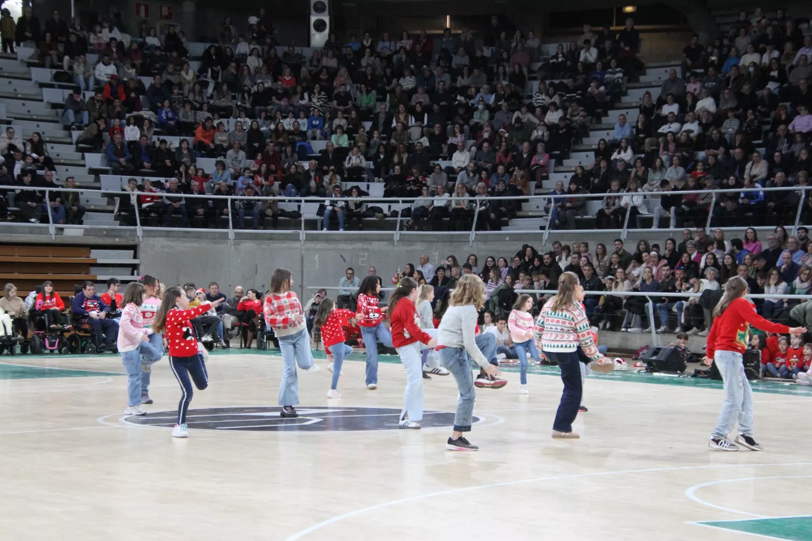 Gala navideña de Elenco. Foto Carlos Neofato