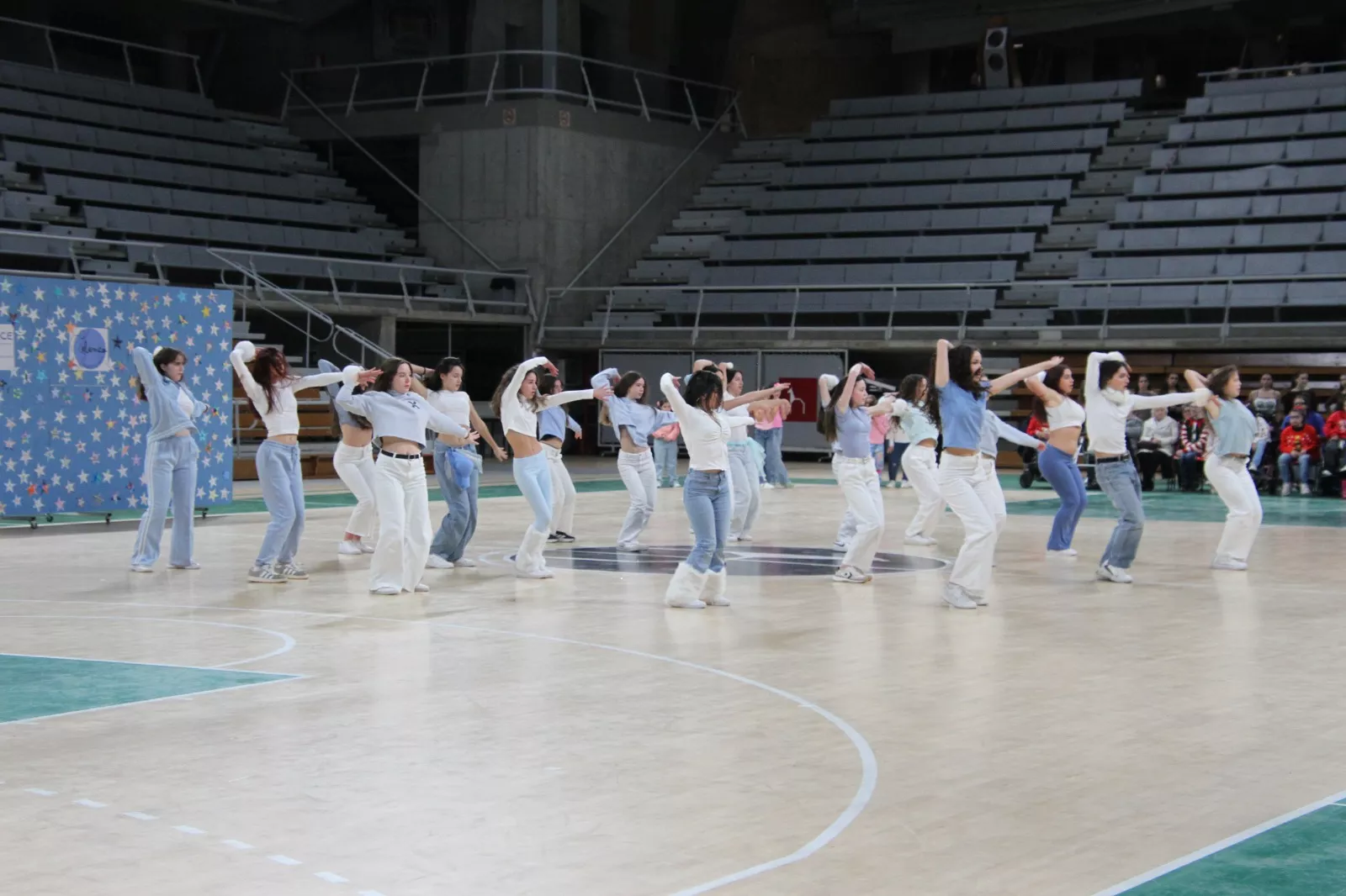Gala navideña de Elenco. Foto Carlos Neofato