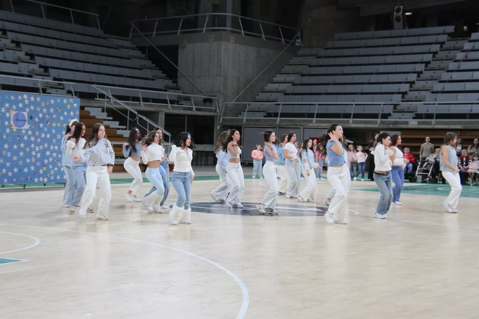 Gala navideña de Elenco. Foto Carlos Neofato