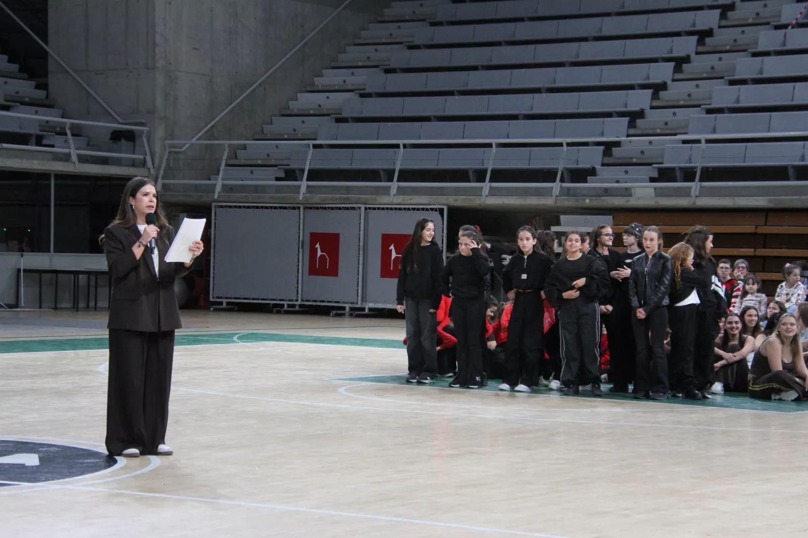 Gala navideña de Elenco. Foto Carlos Neofato