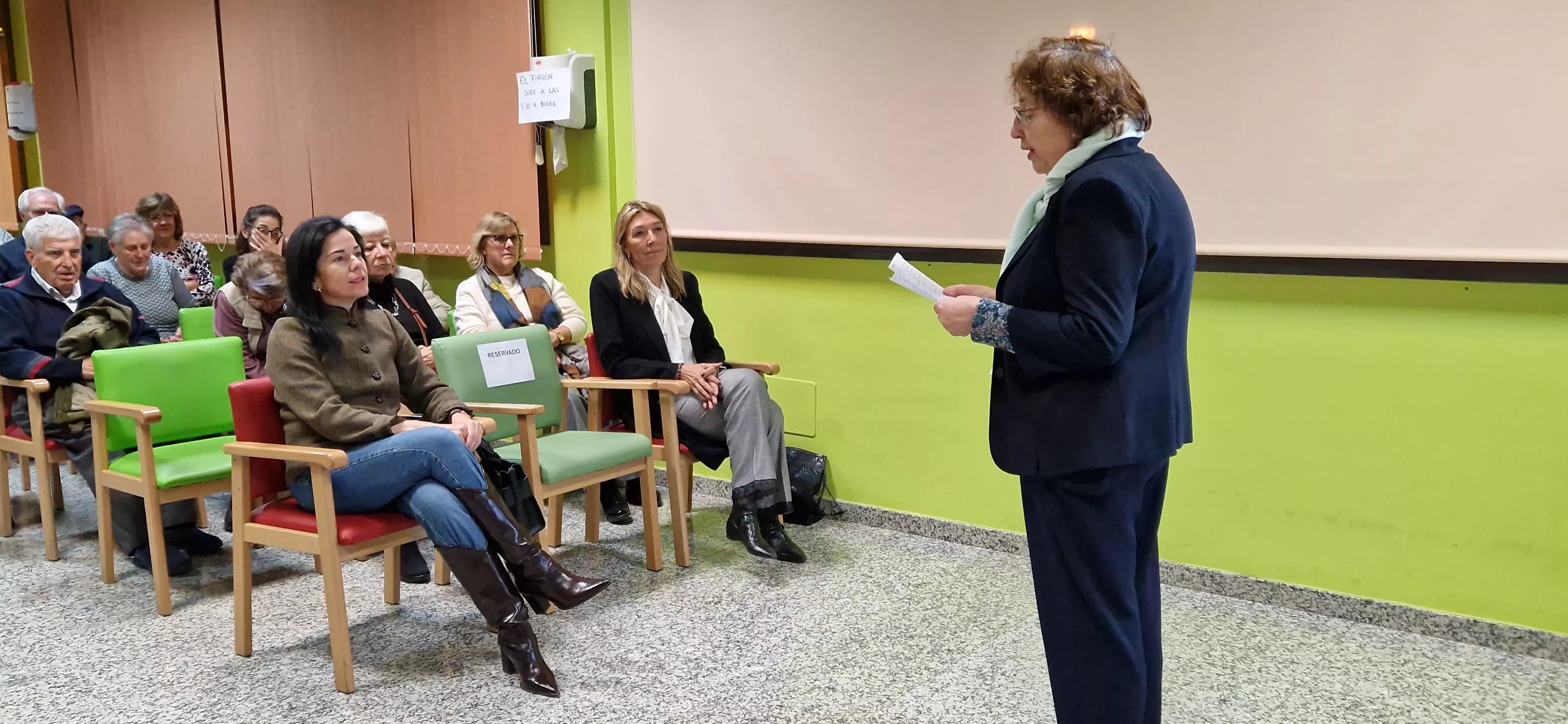 Brindis navideño de Alzhéimer Huesca. Foto Myriam Martínez
