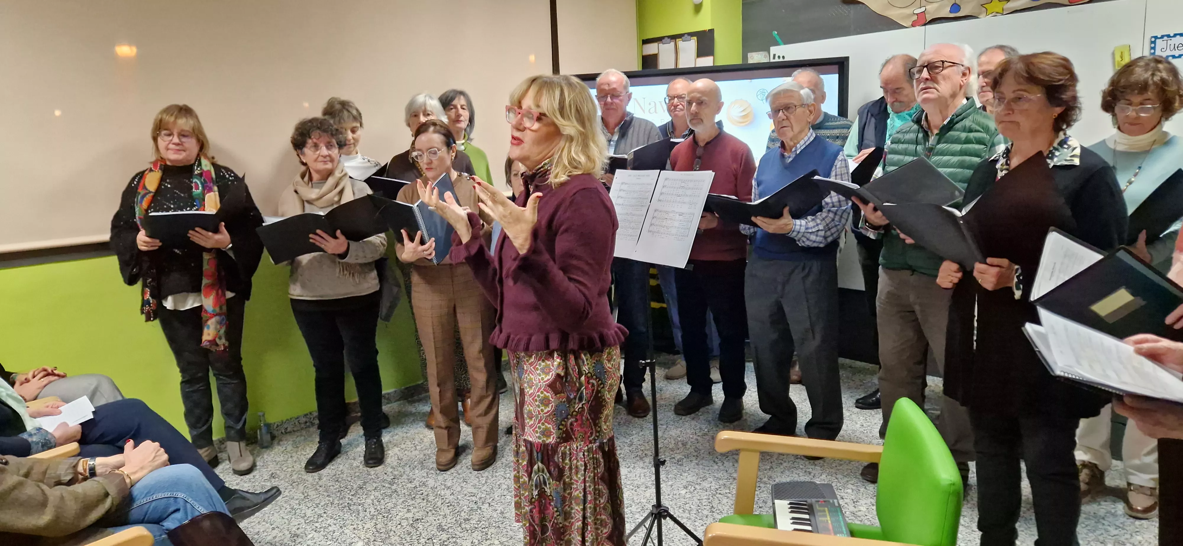 Coral Diego de Pontac. Brindis navideño de Alzhéimer Huesca. Foto Myriam Martínez