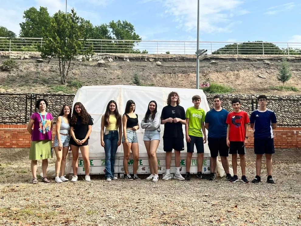 Alumnos del Instituto Ramón J. Sender Alumnos del Instituto Ramón J. Sender