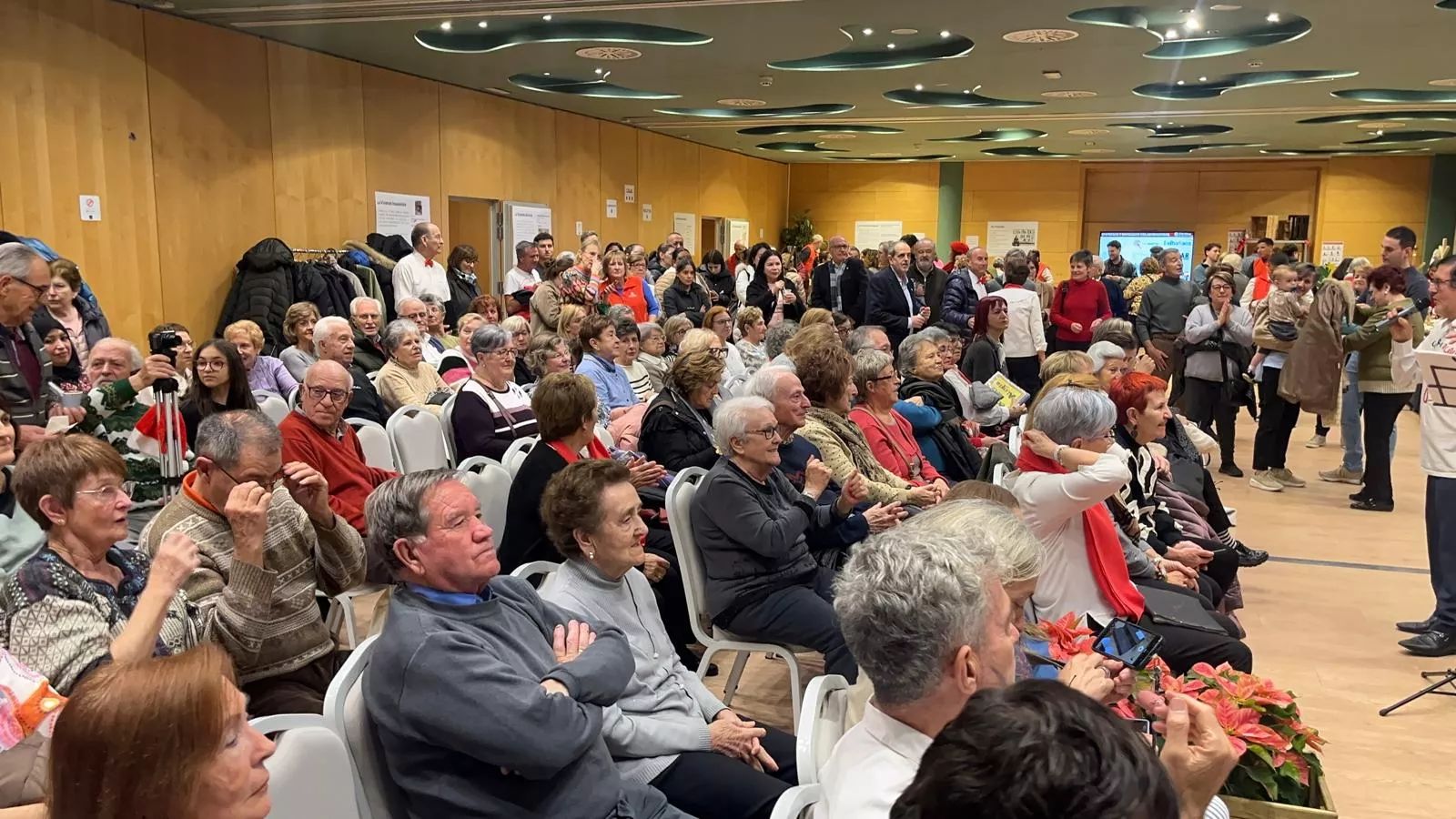 Fiesta de Navidad Solidaria de Cáritas Diocesana de Huesca. Foto Mercedes Manterola