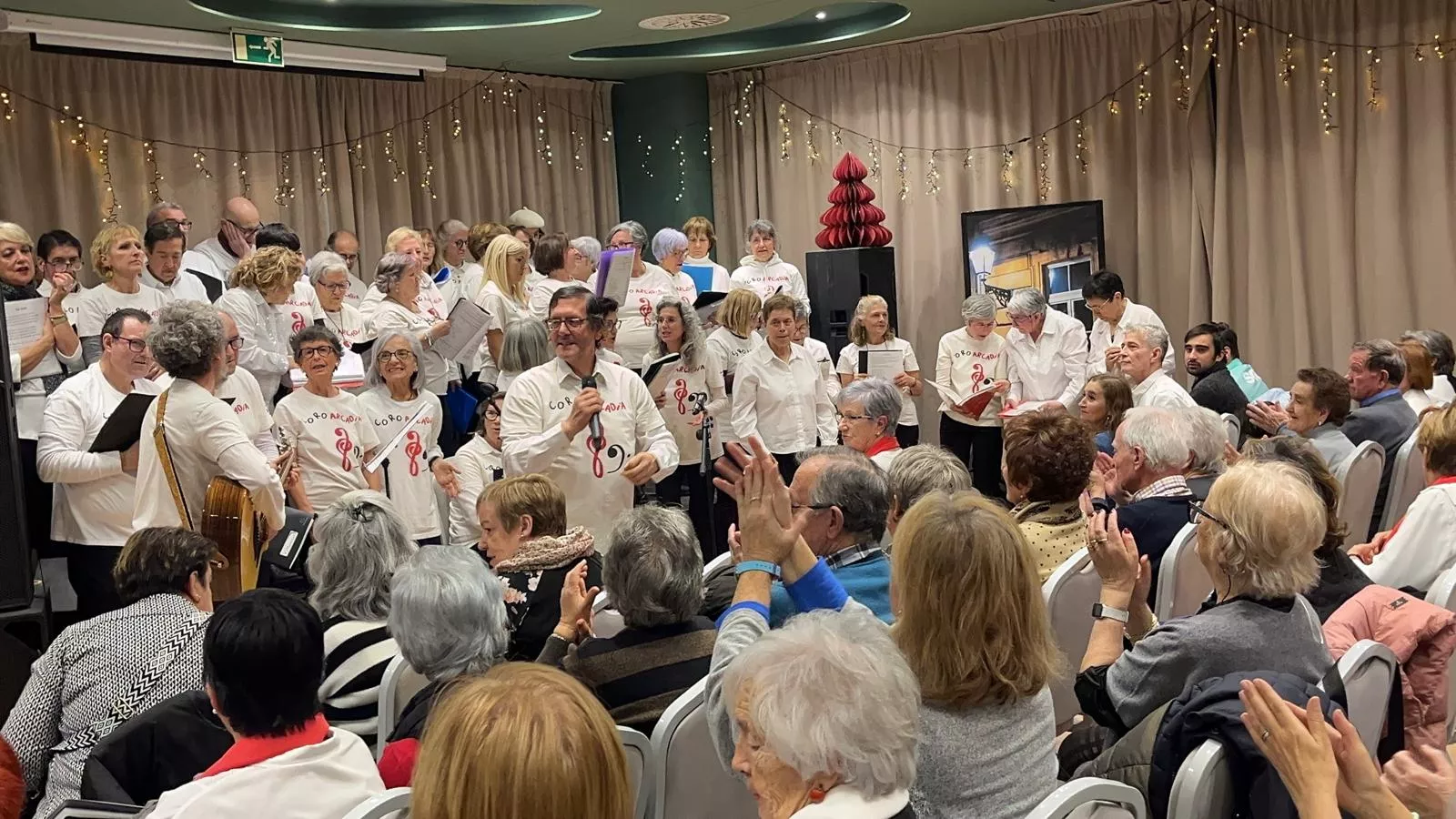 Fiesta de Navidad Solidaria de Cáritas Diocesana de Huesca. Foto Mercedes Manterola