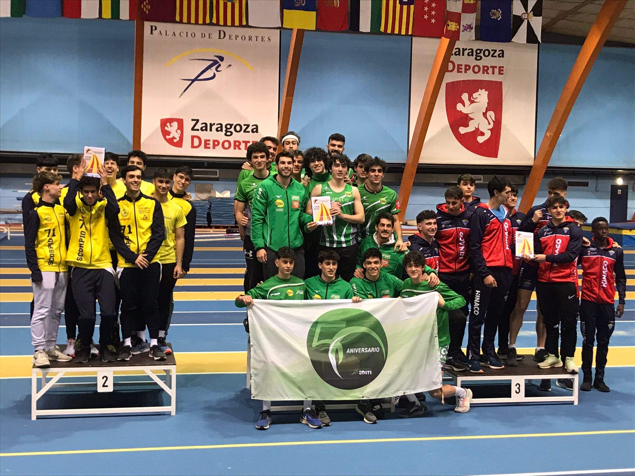 Podio absoluto masculino con oro de Intec-Zoiti y bronce de Hinaco.