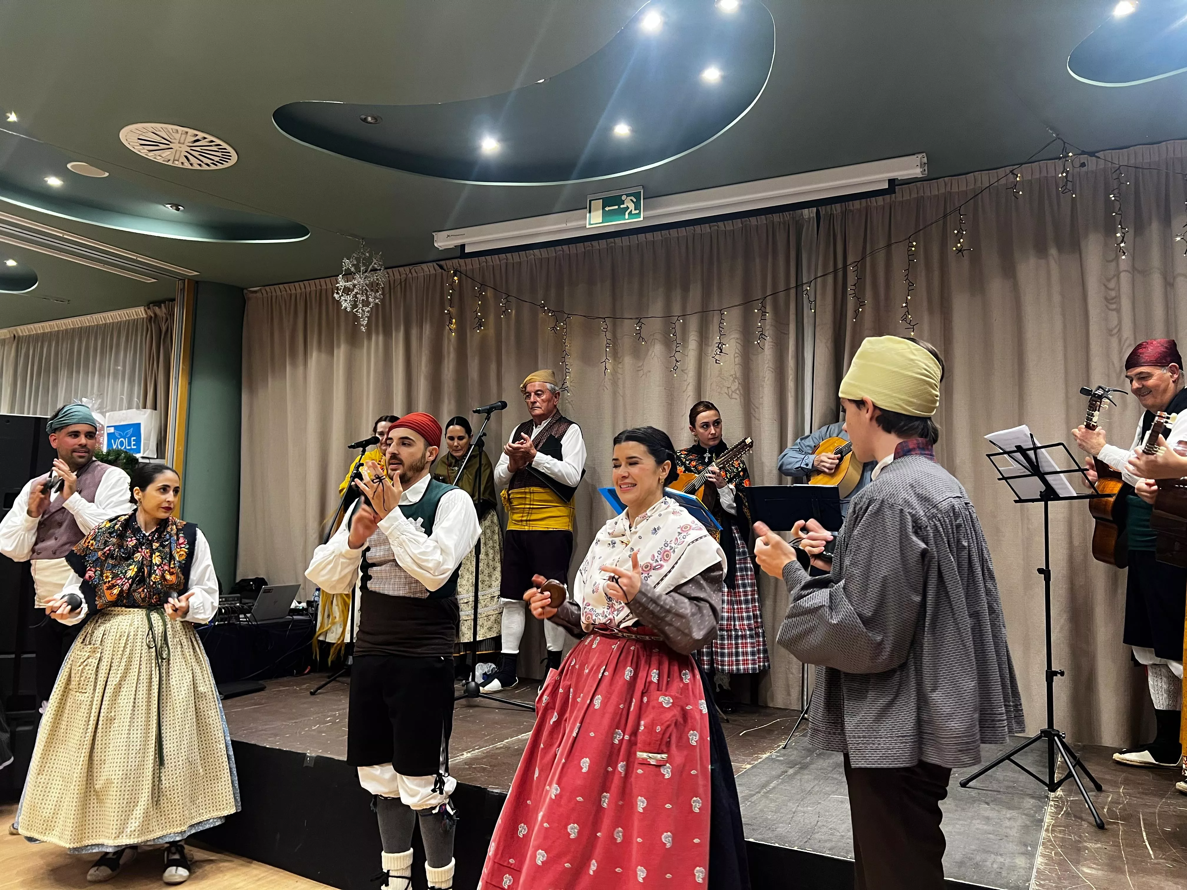 Fiesta de Navidad Solidaria de Cáritas Diocesana de Huesca.