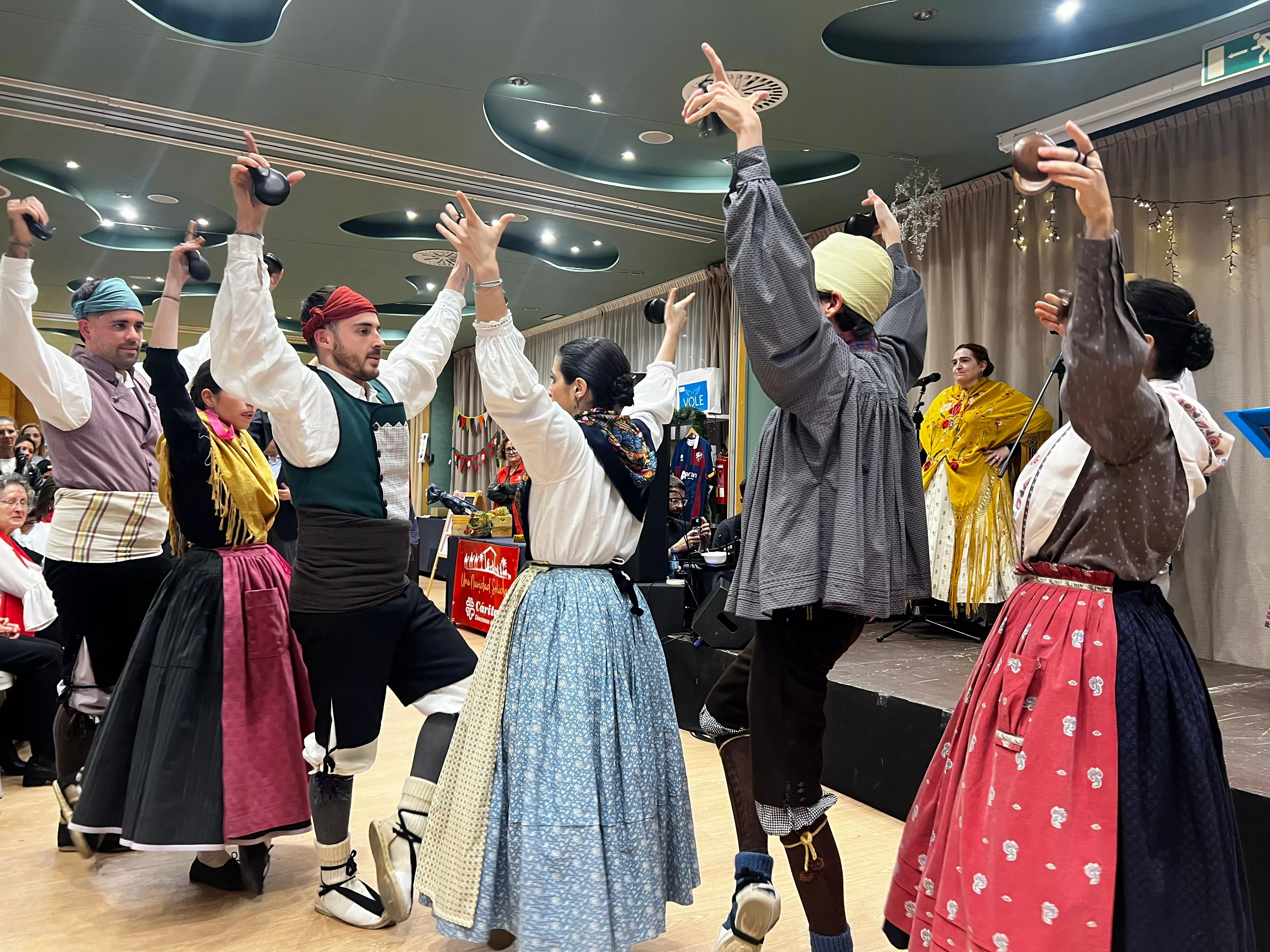 Fiesta de Navidad Solidaria de Cáritas Diocesana de Huesca.