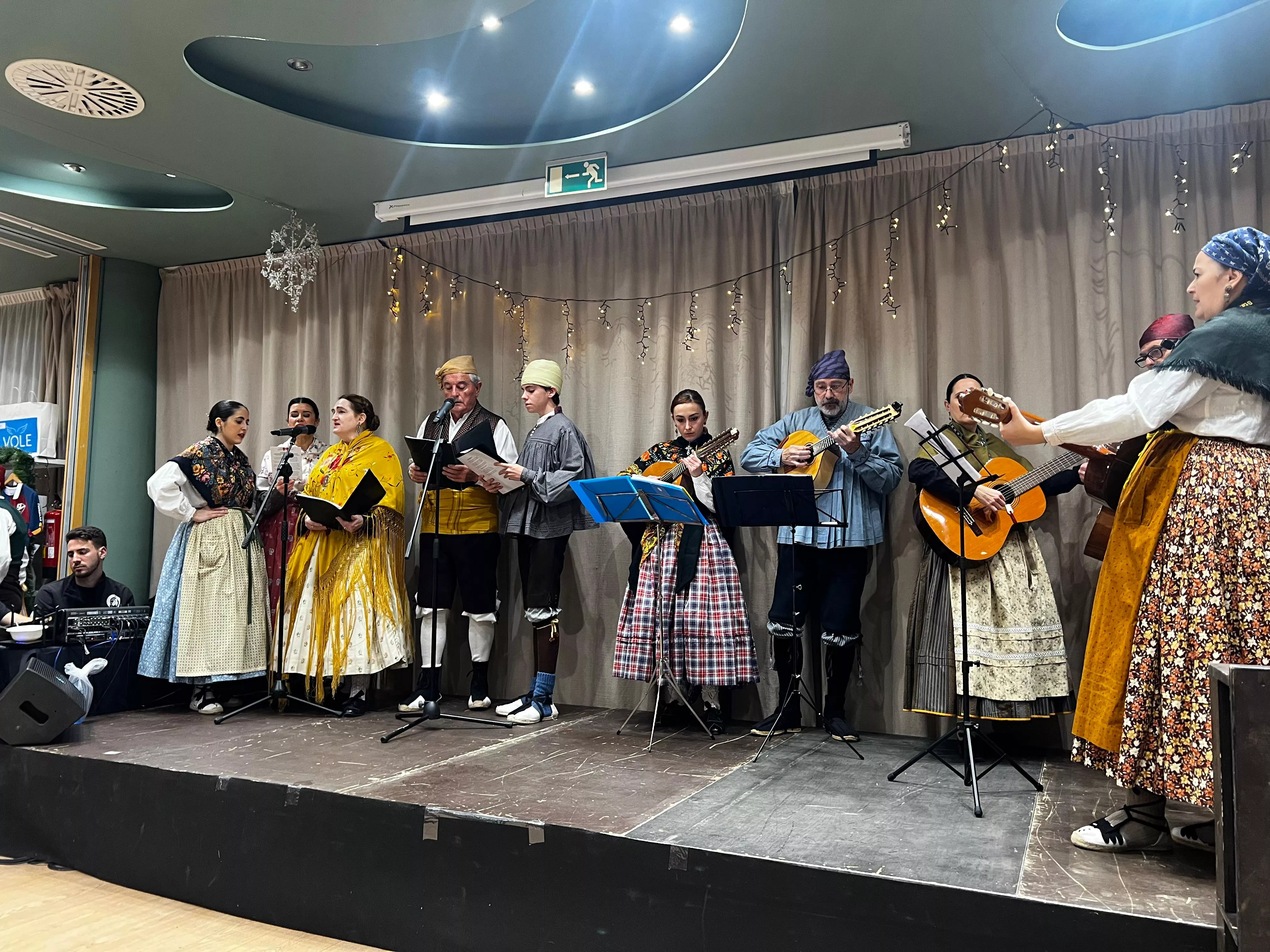 Fiesta de Navidad Solidaria de Cáritas Diocesana de Huesca.