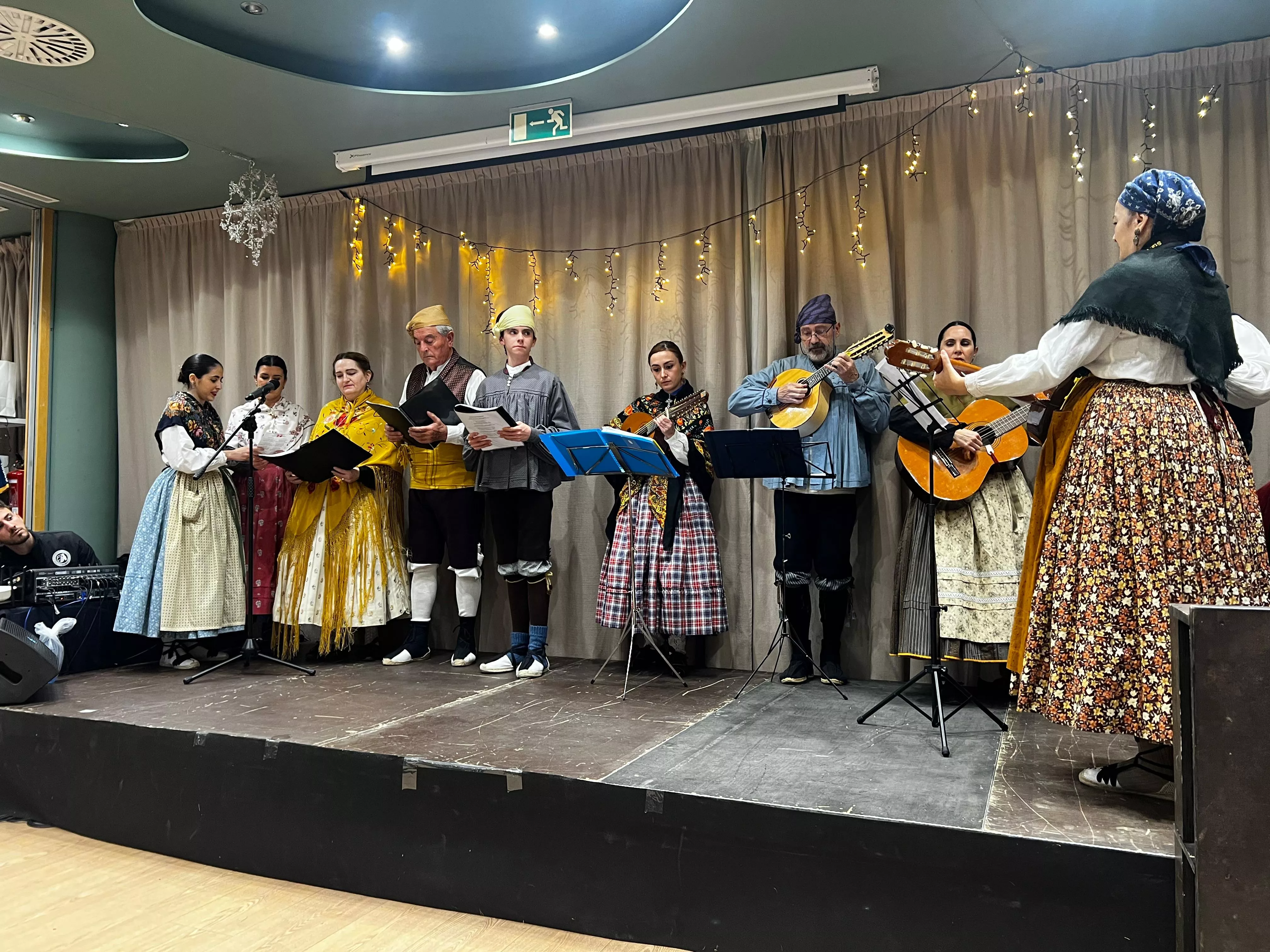 Fiesta de Navidad Solidaria de Cáritas Diocesana de Huesca.
