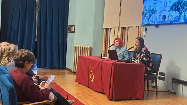 Ana Fuertes y Patricia Arizón han presentado Haztecoop. Foto Mercedes Manterola