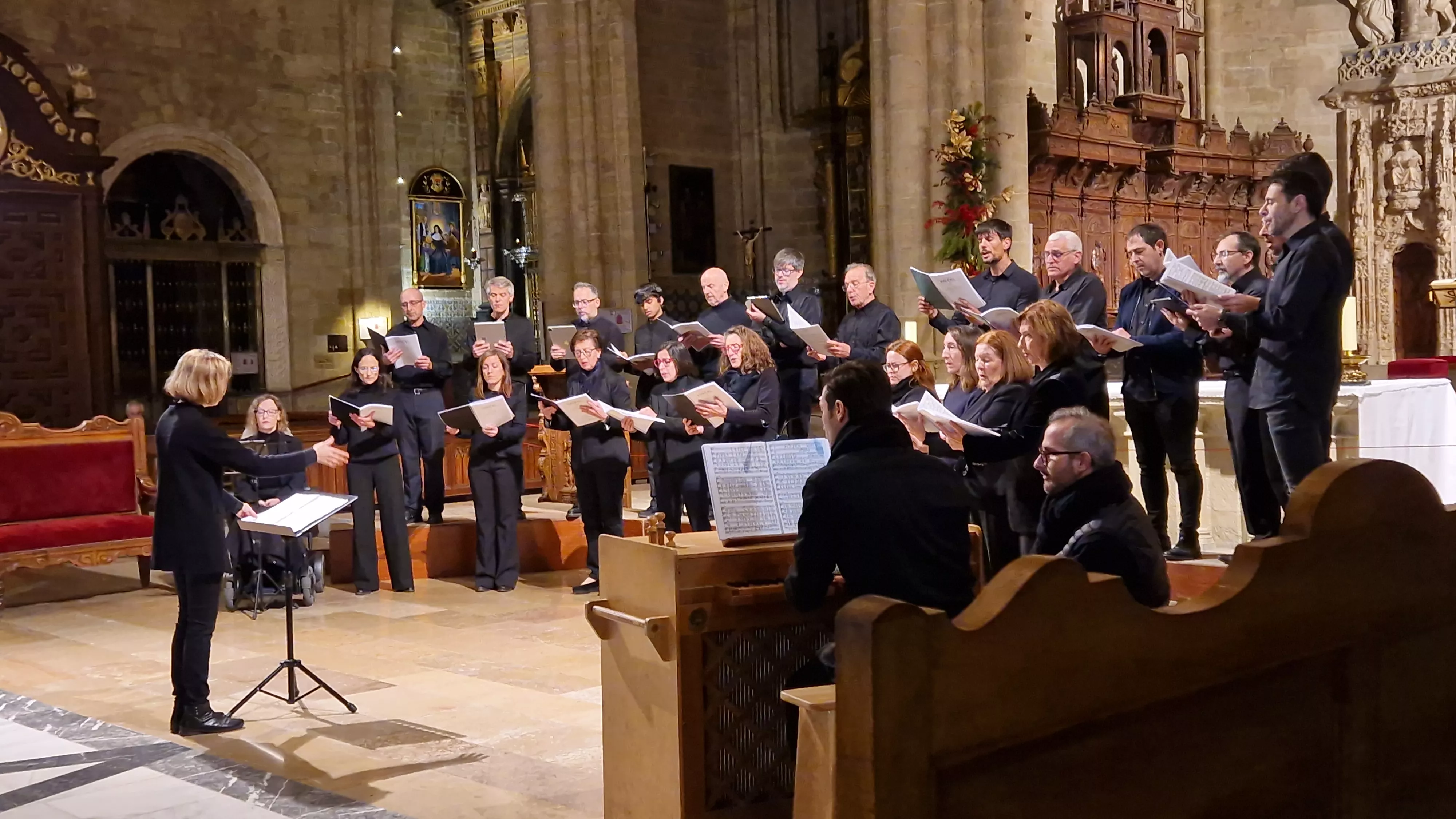 Concierto de Navidad del Campus de Huesca con la Coral Oscense. Foto Myriam Martínez