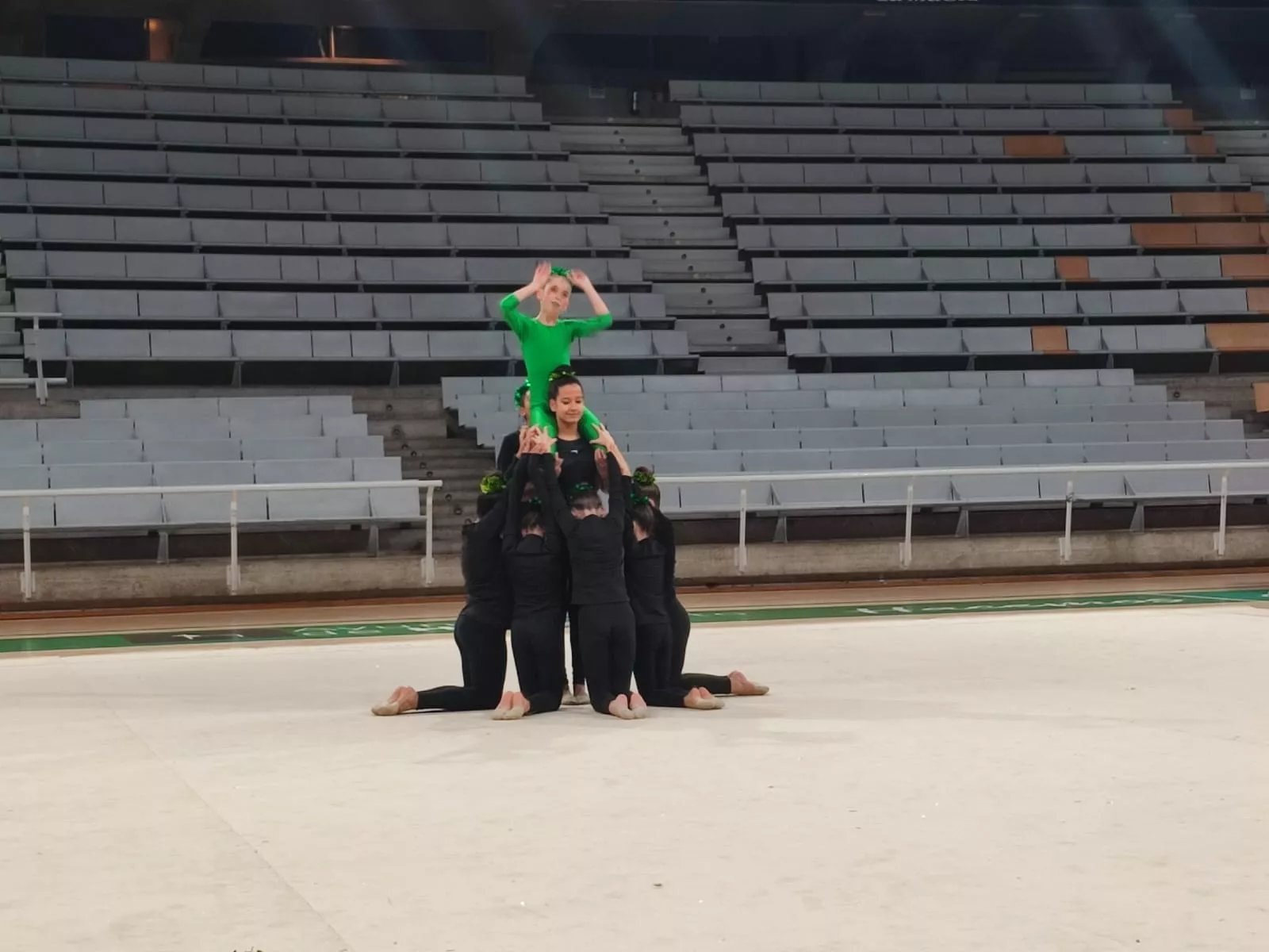 Exhibición de Navidad del Club 90.