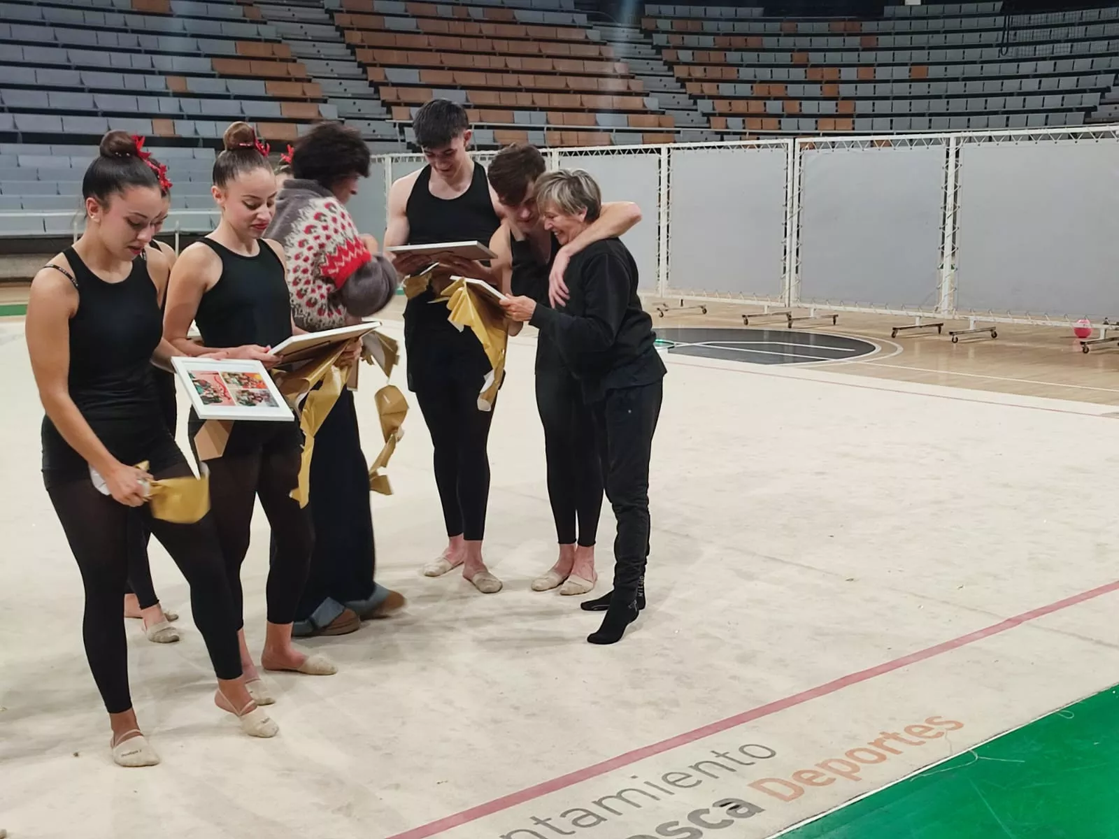 Exhibición de Navidad del Club 90.