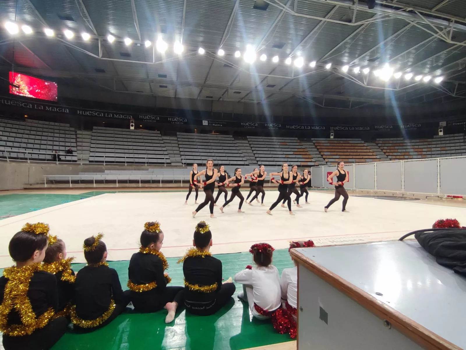 Exhibición de Navidad del Club 90.