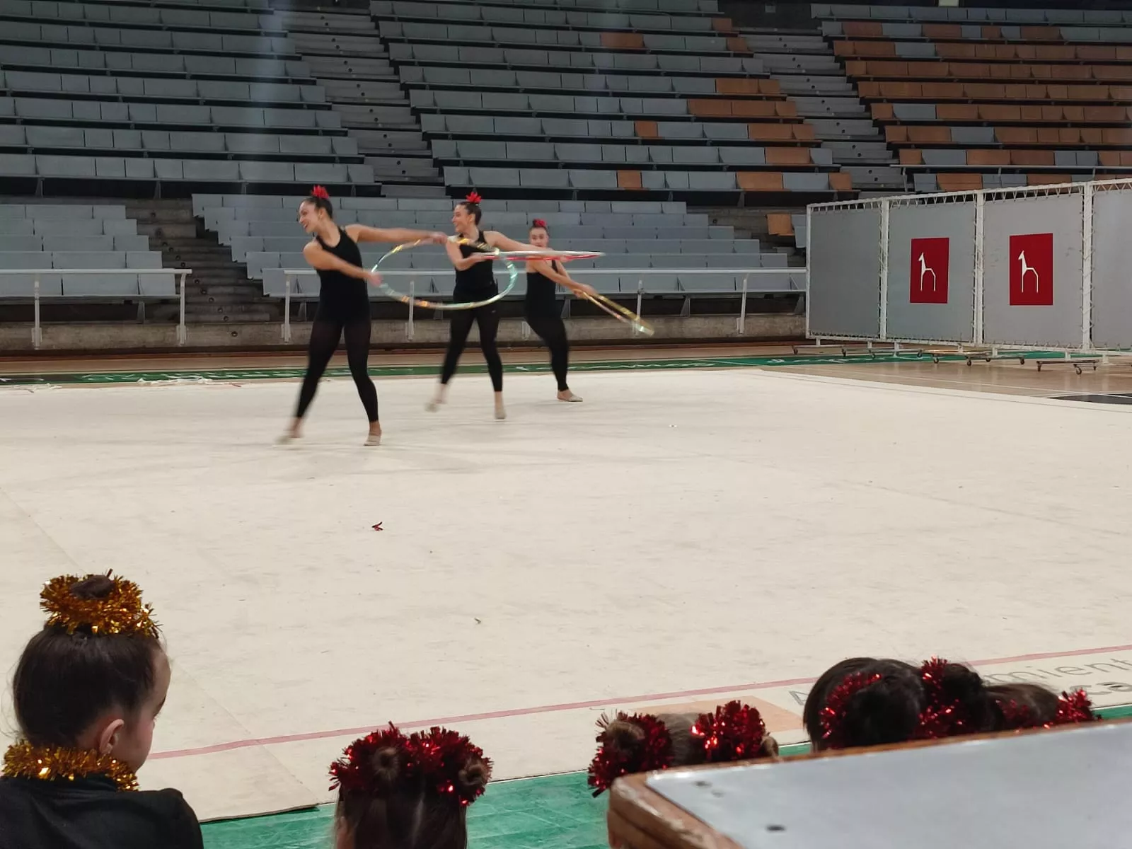 Exhibición de Navidad del Club 90.