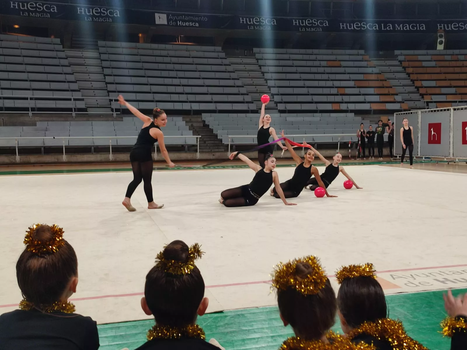 Exhibición de Navidad del Club 90.