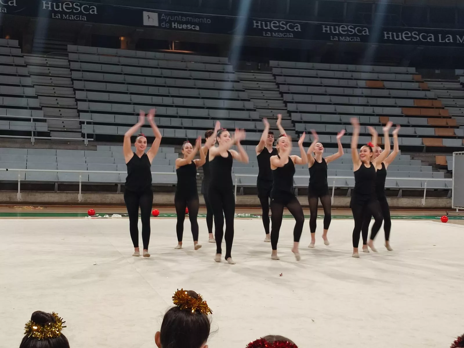 Exhibición de Navidad del Club 90.