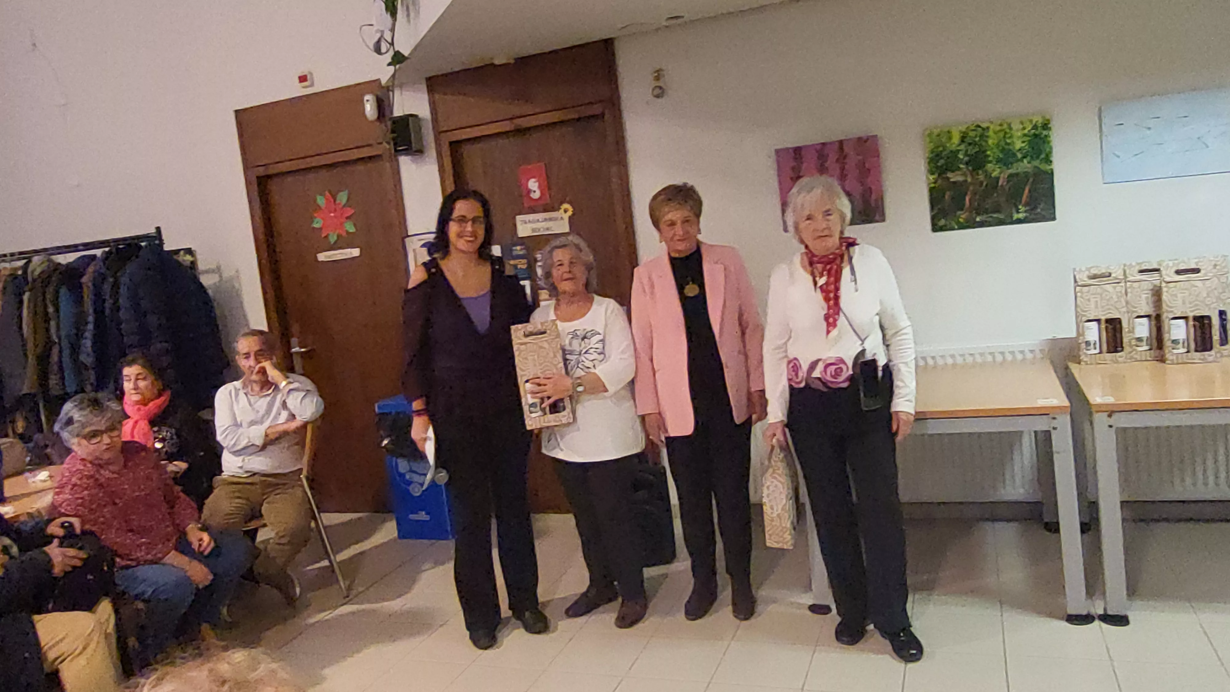 Celebración de Navidad en el Hogar de Personas Mayores de Huesca. Foto Mercedes Manterola