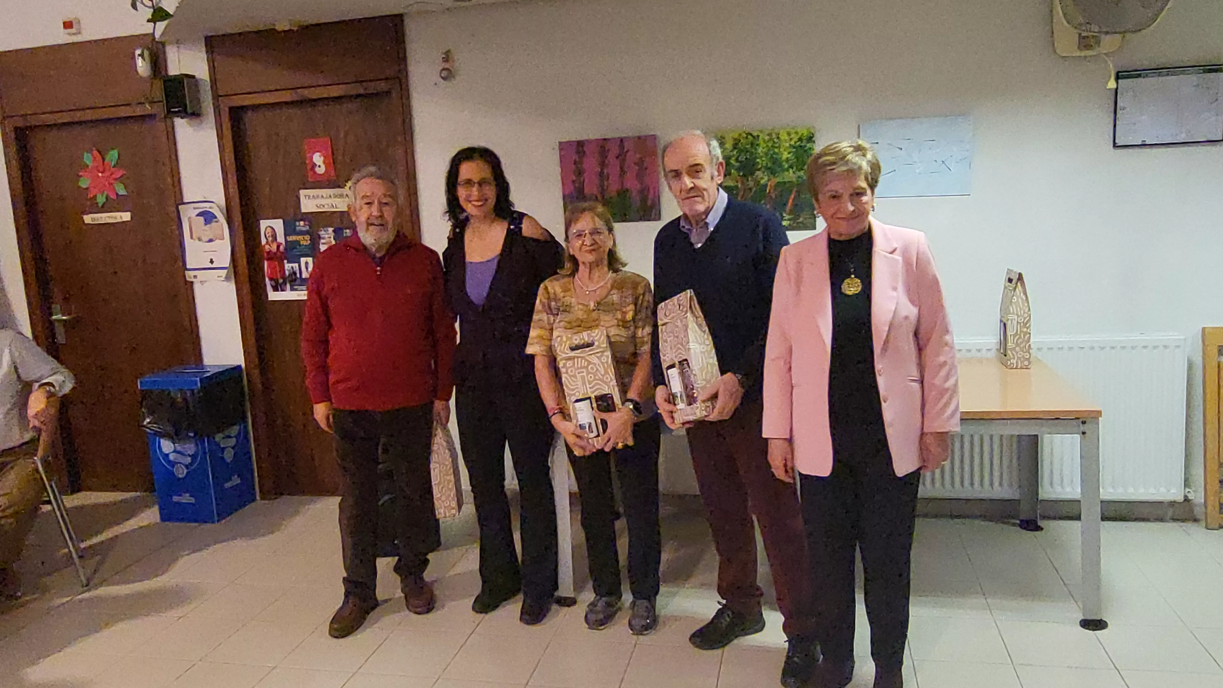 Celebración de Navidad en el Hogar de Personas Mayores de Huesca. Foto Mercedes Manterola