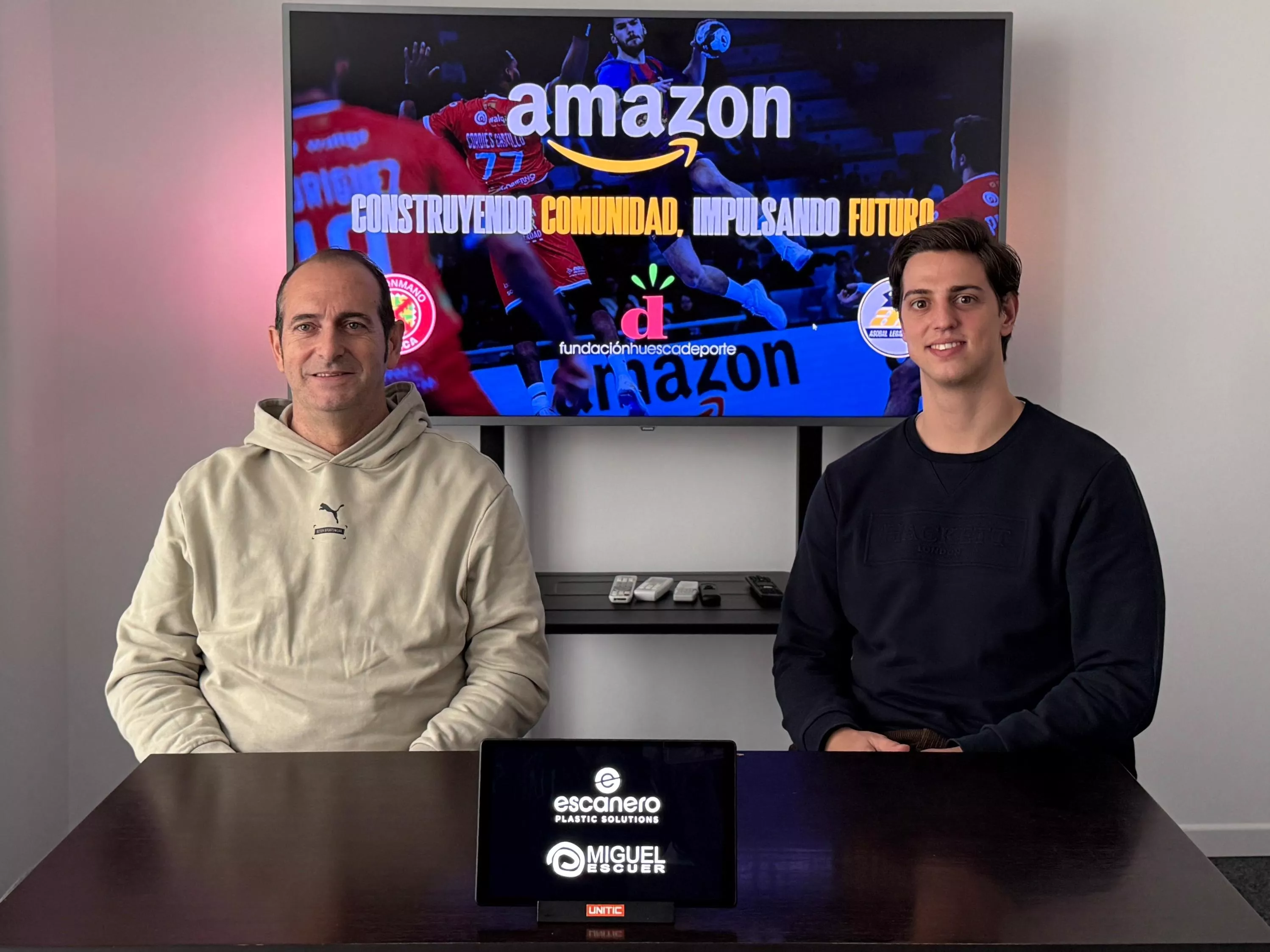 José Nolasco e Ian Moya en la previa del Bada Huesca Eon Alicante José Nolasco e Ian Moya en la previa del Bada Huesca Eon Alicante