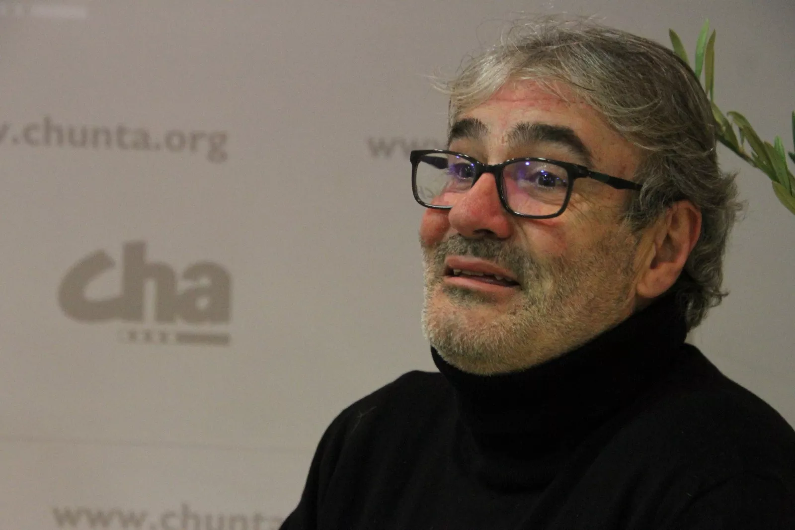 Kike Lera. Premio Defensa de Derechos y Libertades de Aragón 2025 a Luis Lles. Foto Carlos Neofato