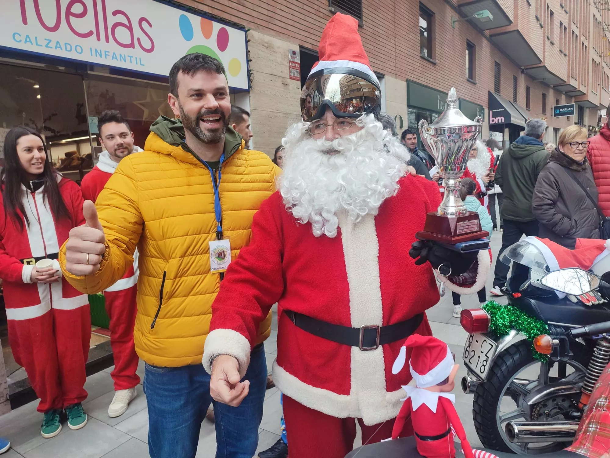 Papanoelada en Huesca 2026. Luis Piedrafita, mejor disfraz